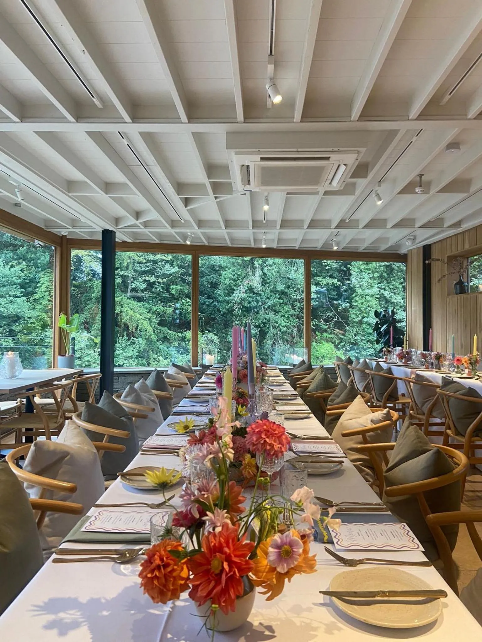 Restaurant/places to eat in Castle House Hotel