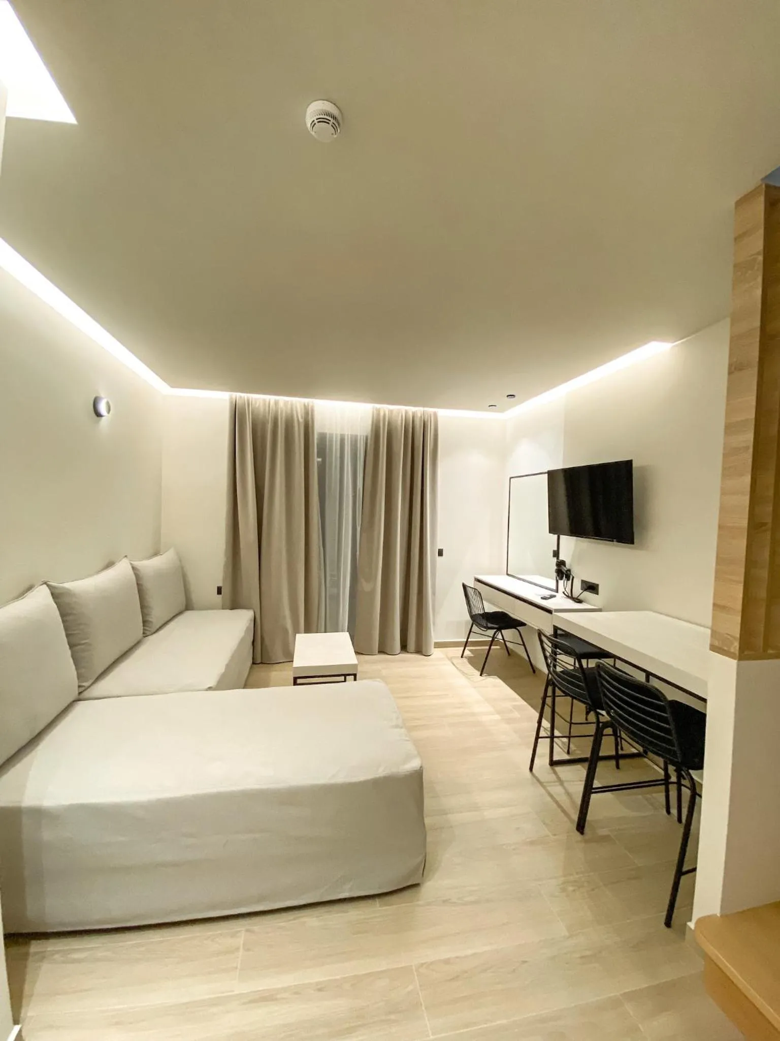 Bed in Barbie Hotel Apartments