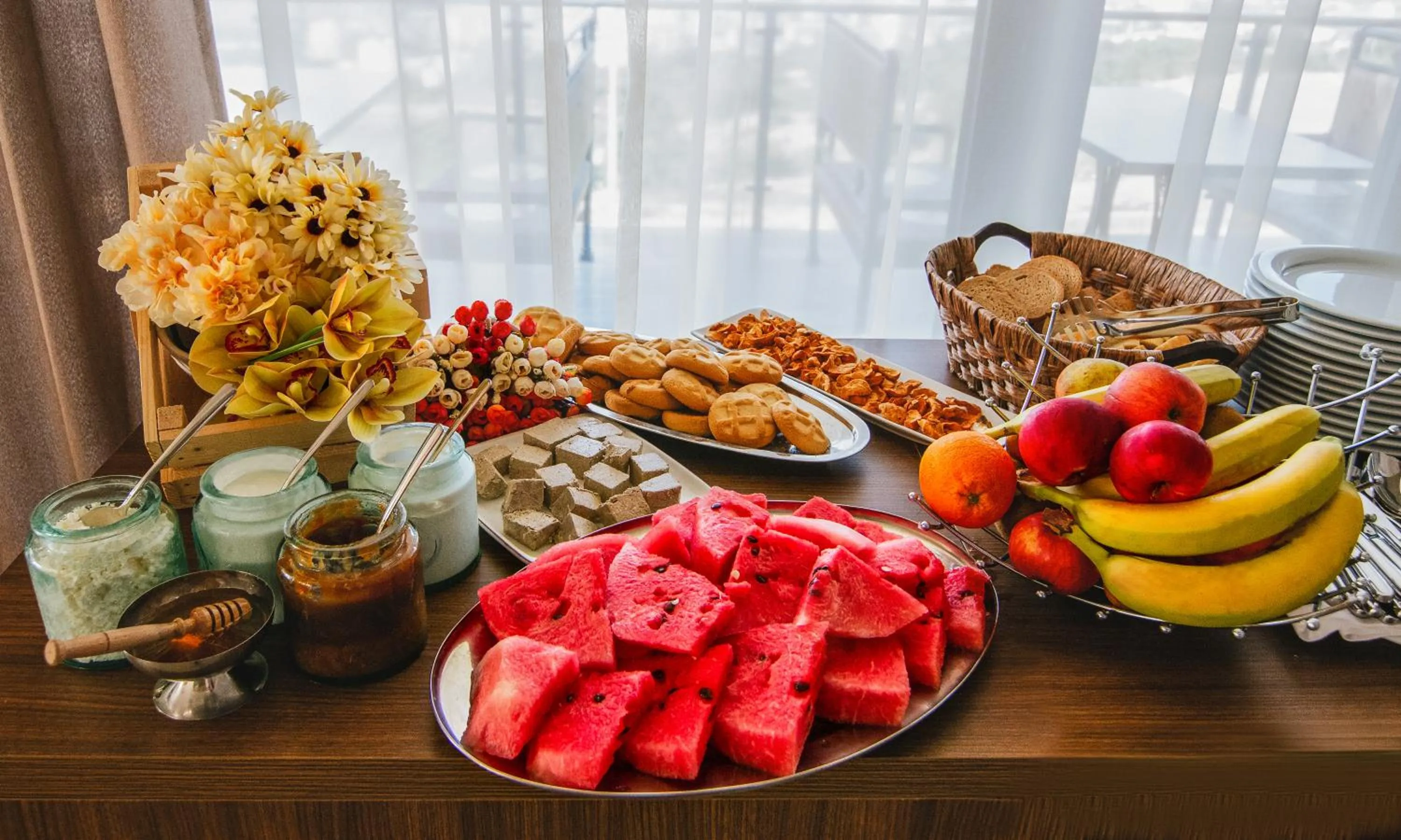 Food and drinks in Lisi Hills Hotel