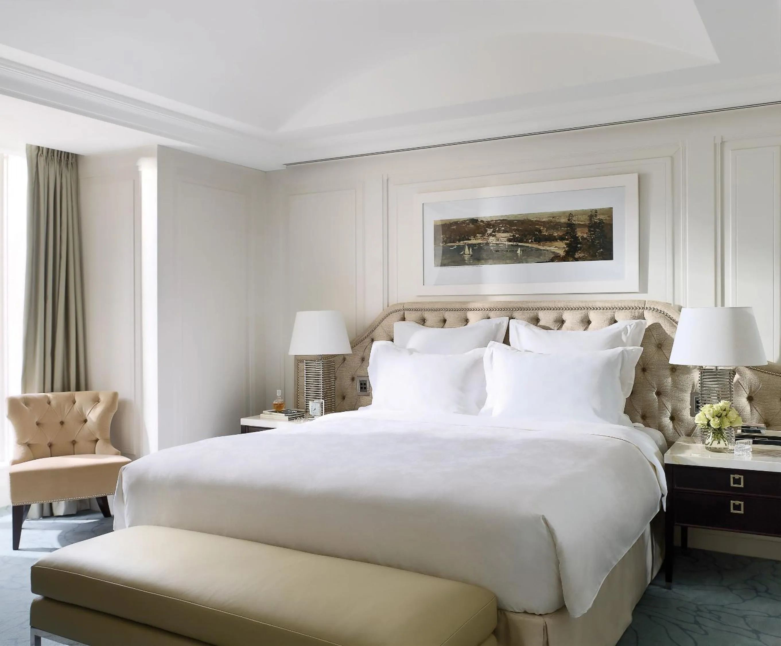 Bedroom, Bed in The Langham Sydney
