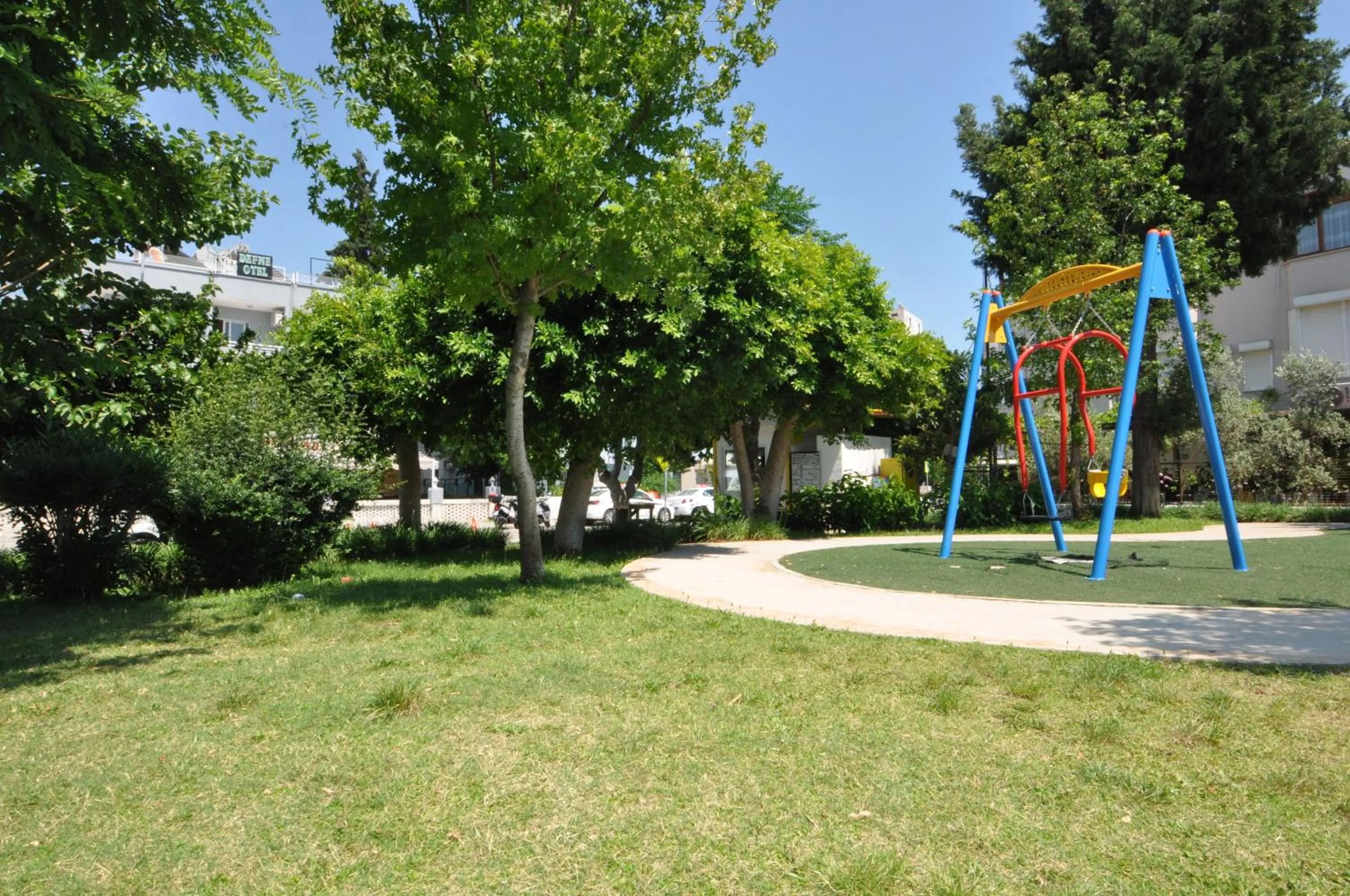 Defne & Zevkim Hotel