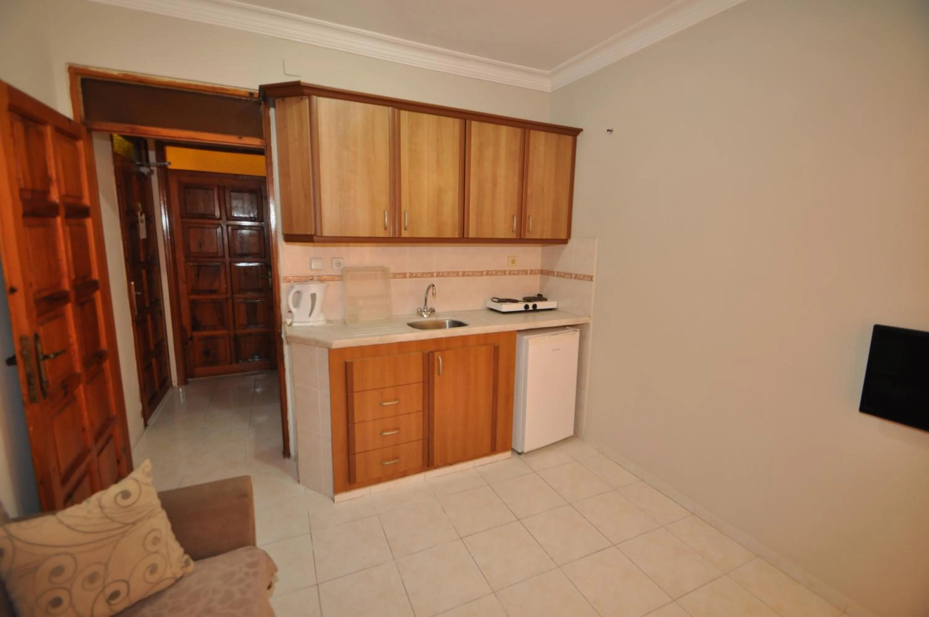 Defne & Zevkim Hotel