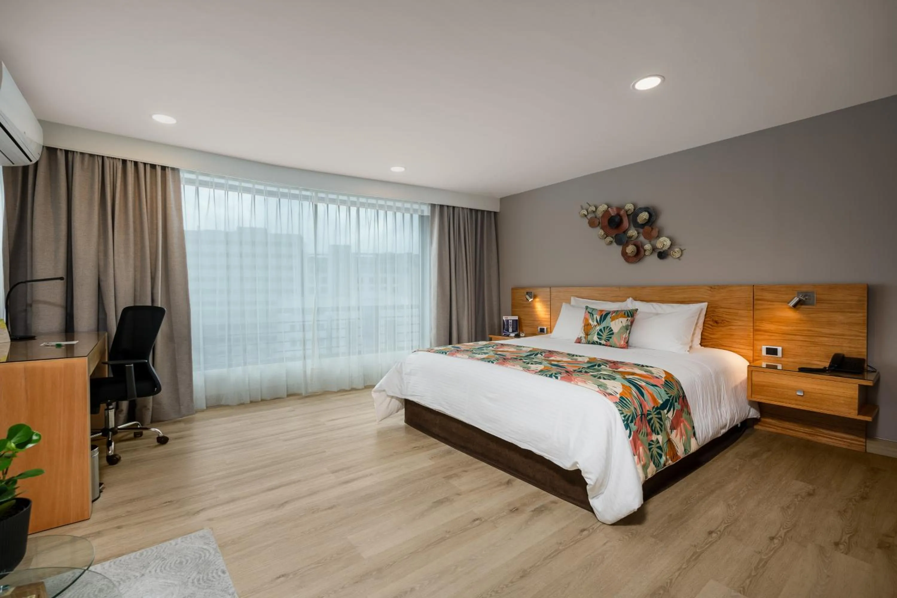 Bed in Hotel Leblon Suites Milla de Oro