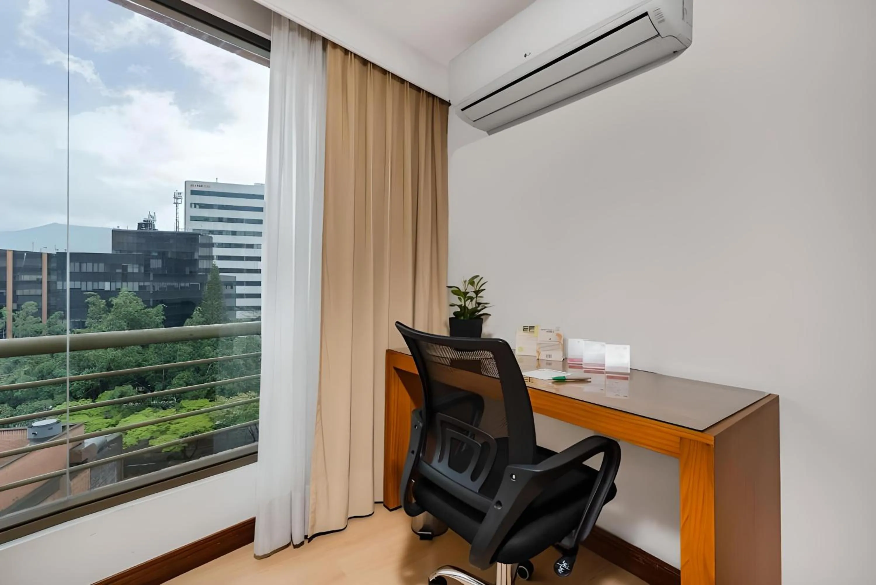 Seating area in Hotel Leblon Suites Milla de Oro