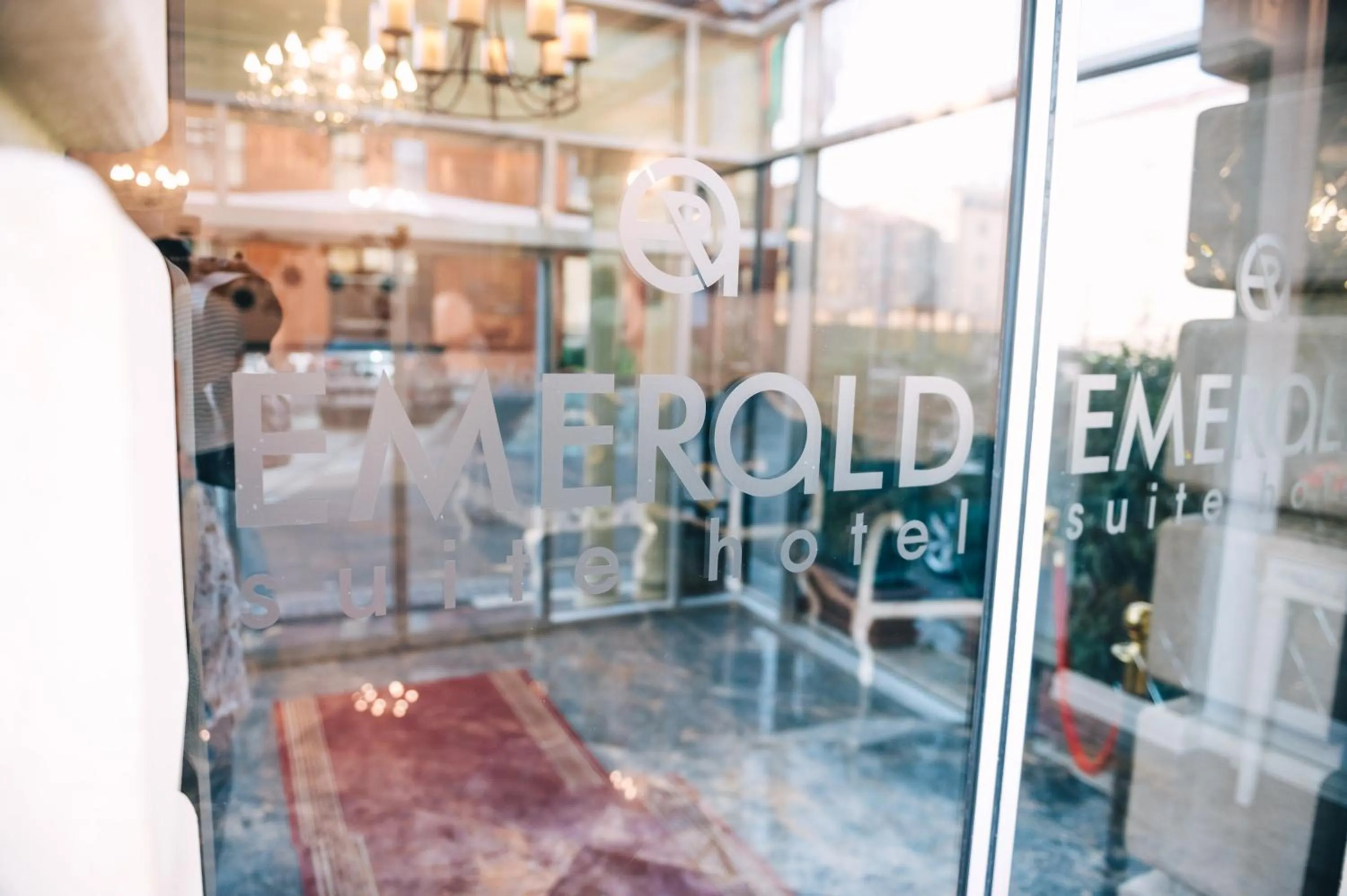 Text overlay in Emerald Suite Hotel