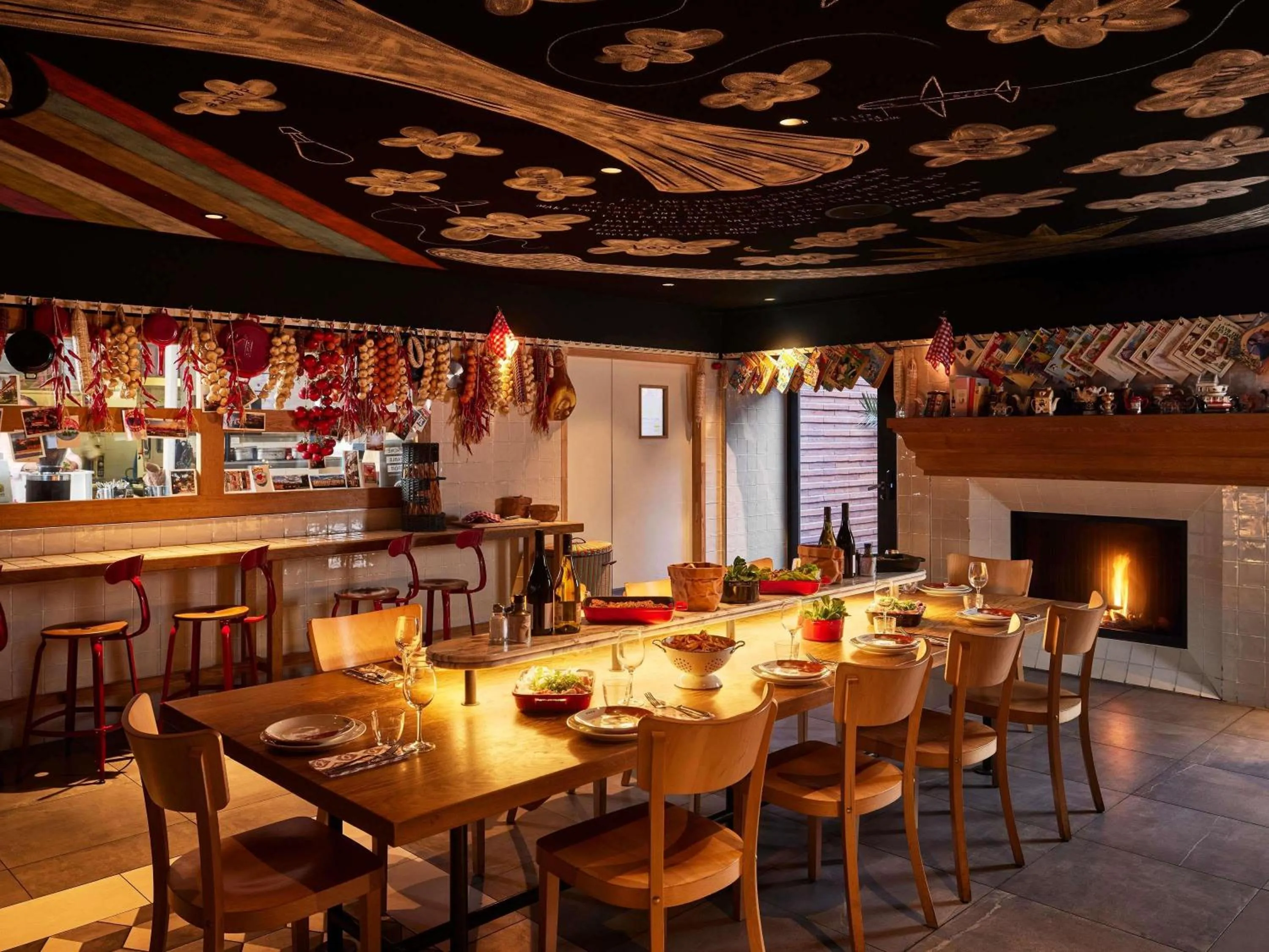 Restaurant/places to eat in Mama Shelter Toulouse