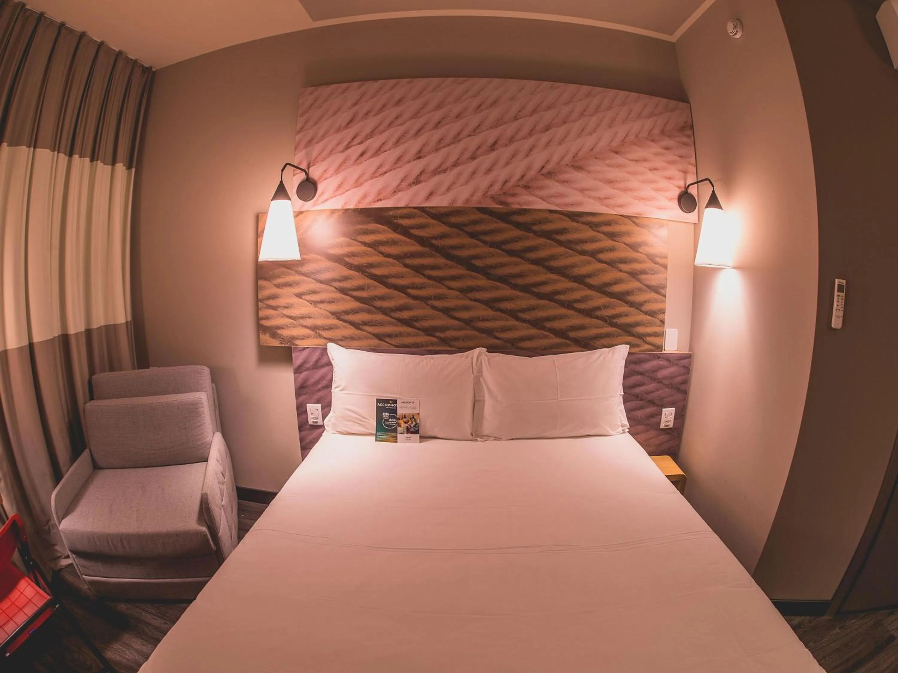 Bedroom, Bed in ibis Carlos Barbosa