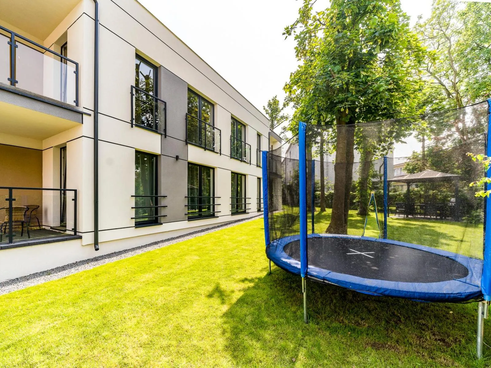 Property building in Porto Bello