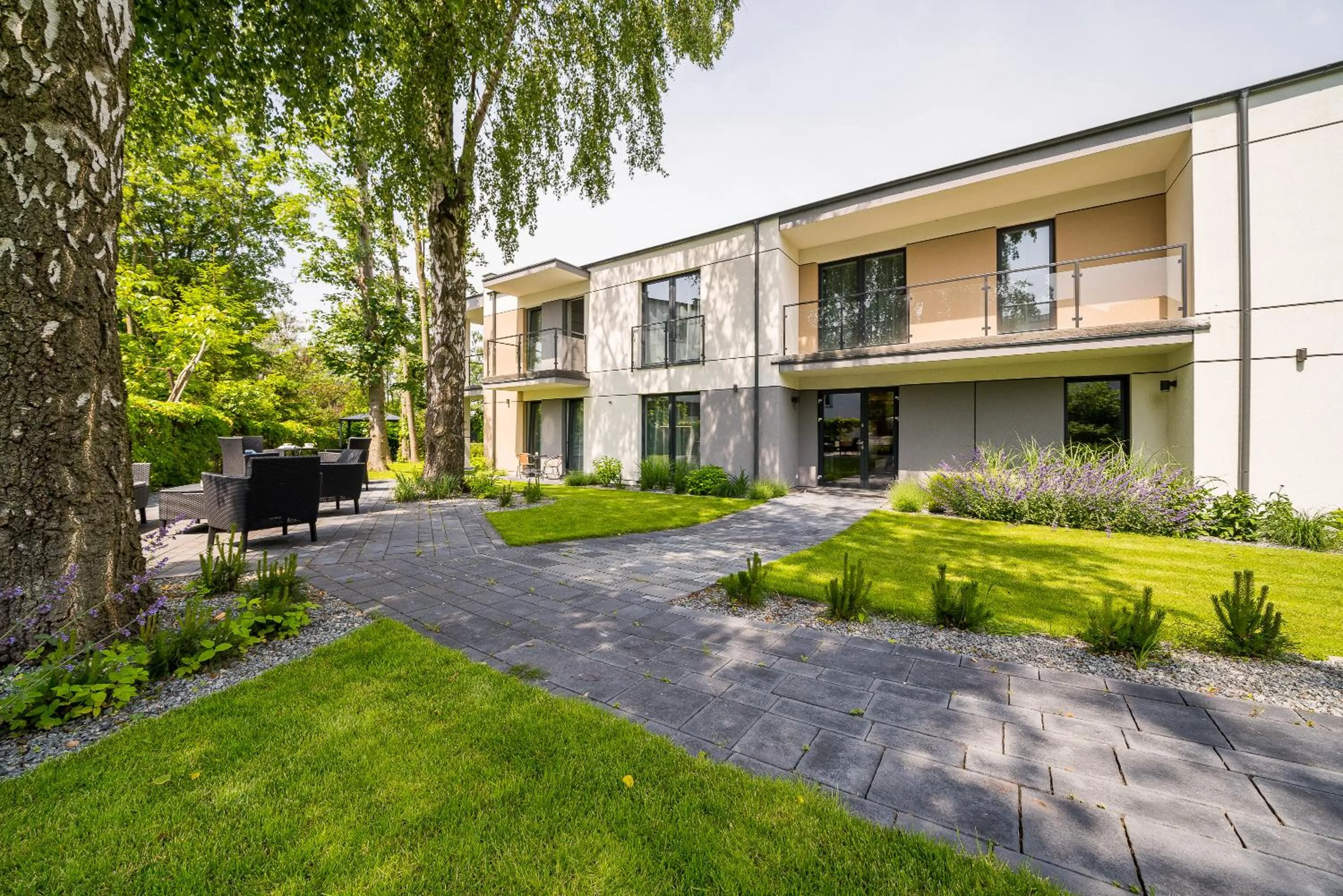 Property building in Porto Bello