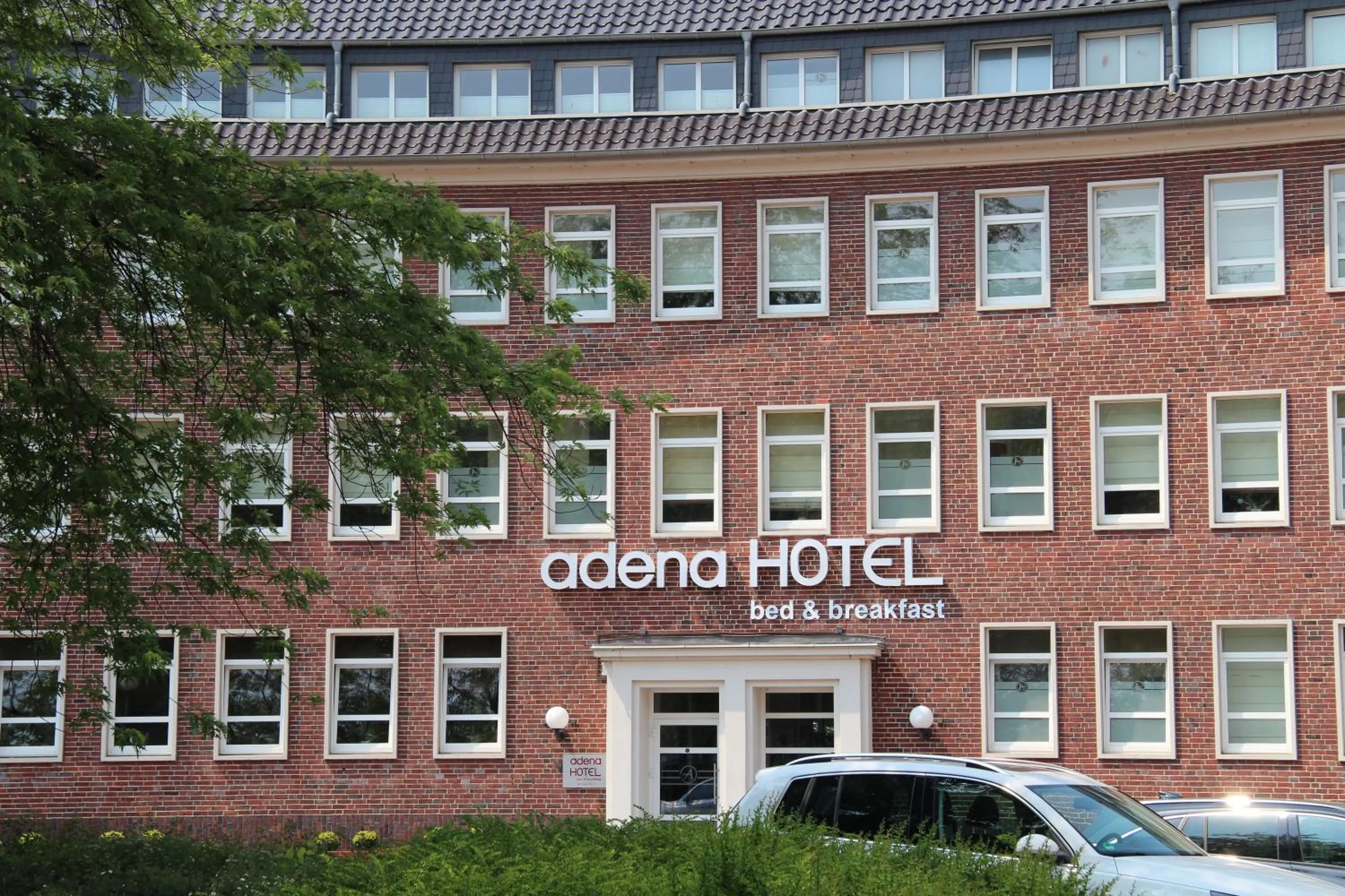 Facade/entrance in Adena Hotel