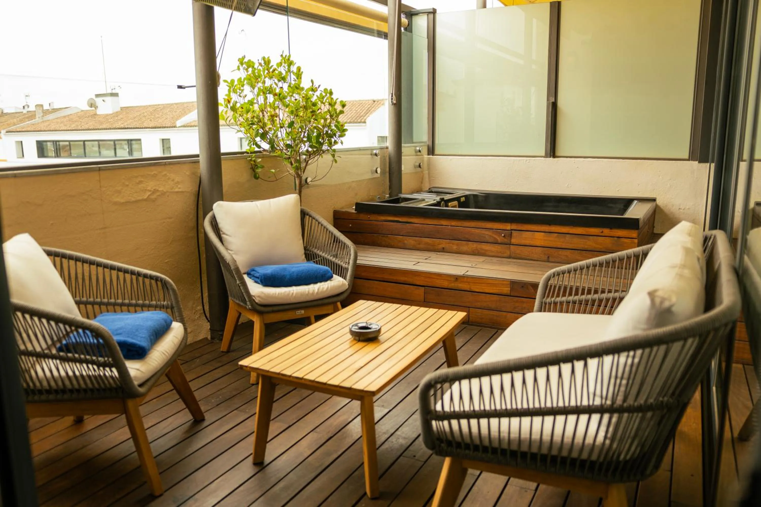 Hot Tub in Hotel Lobby