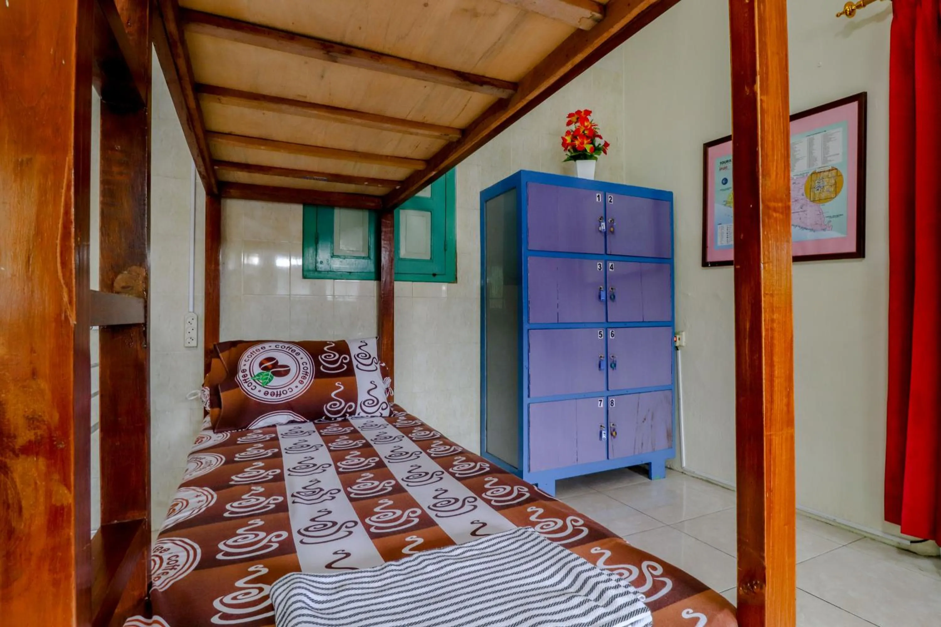 bunk bed, Bed in Bahagia Sederhana Homestay
