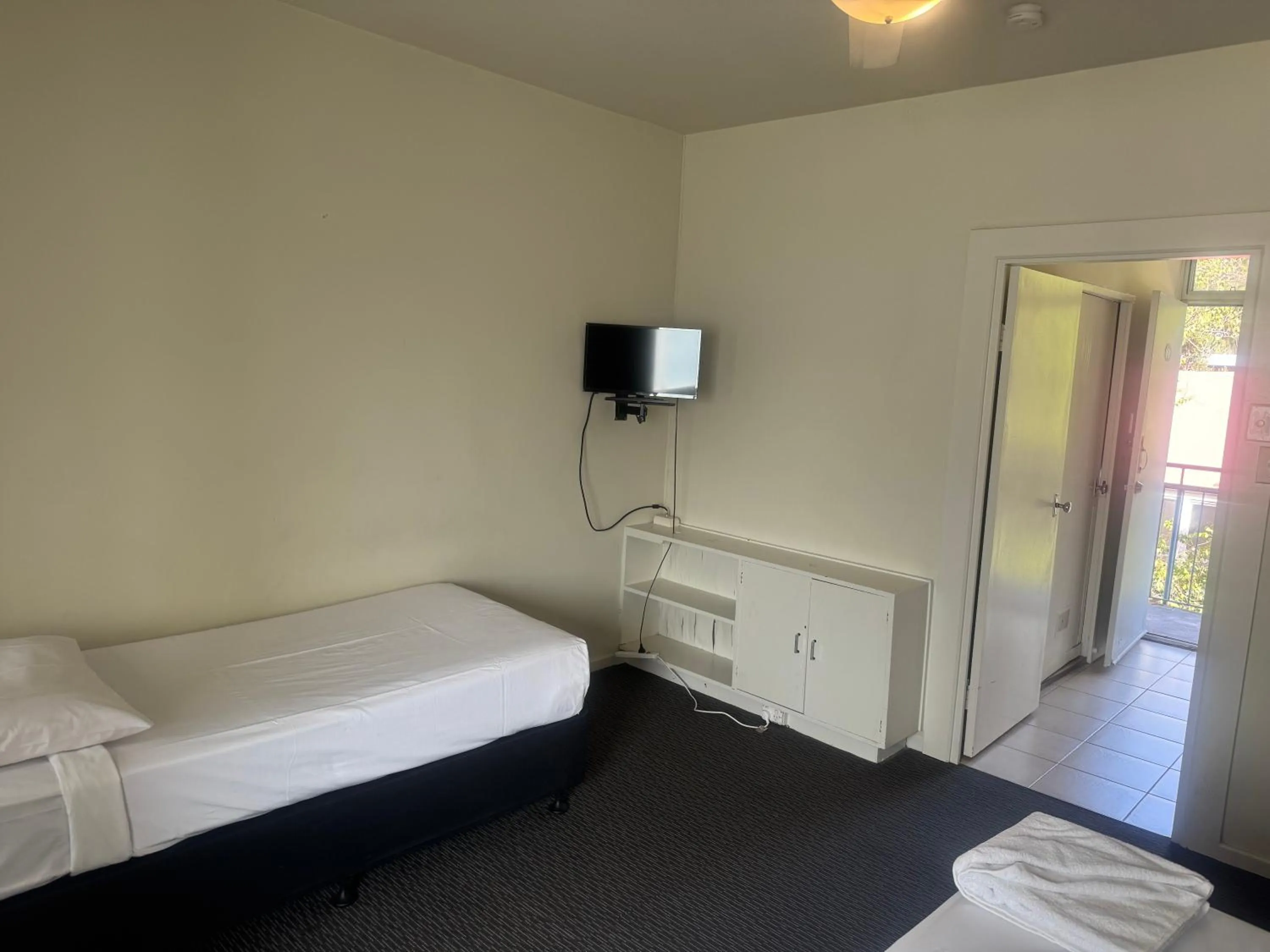 Bed in Mountway Holiday Apartments