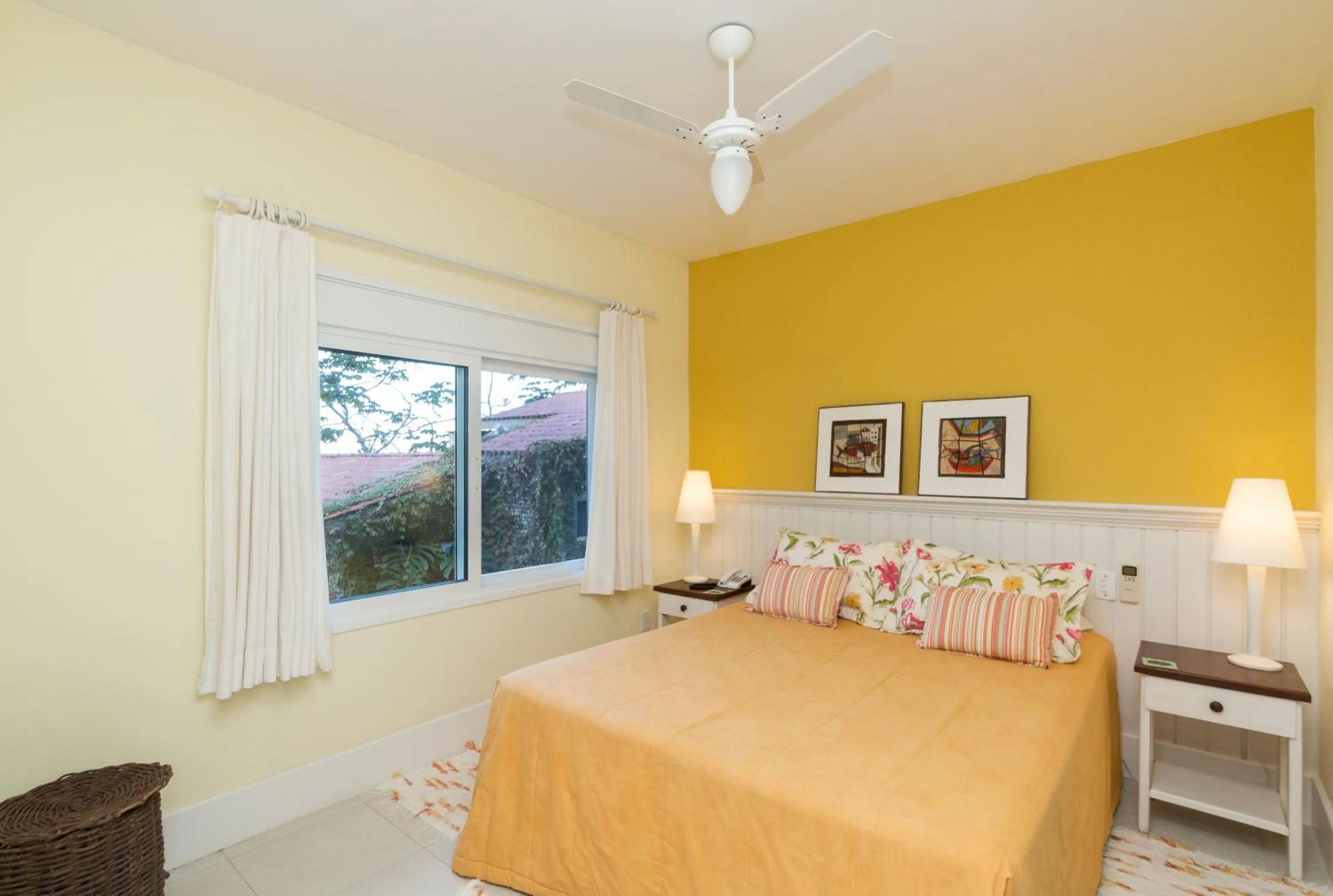 Bedroom, Bed in Pousada Vila do Bosque
