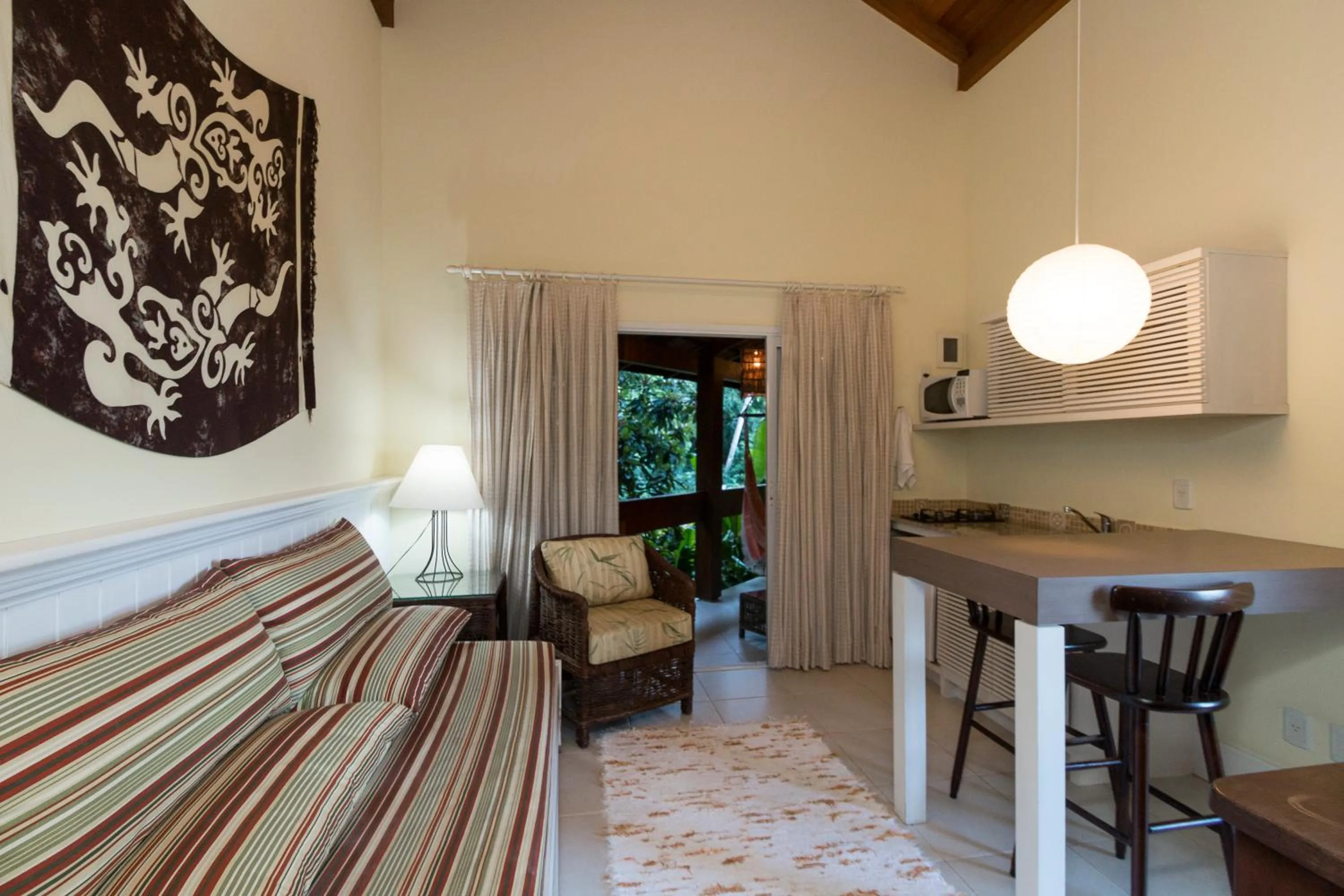 Kitchen or kitchenette in Pousada Vila do Bosque