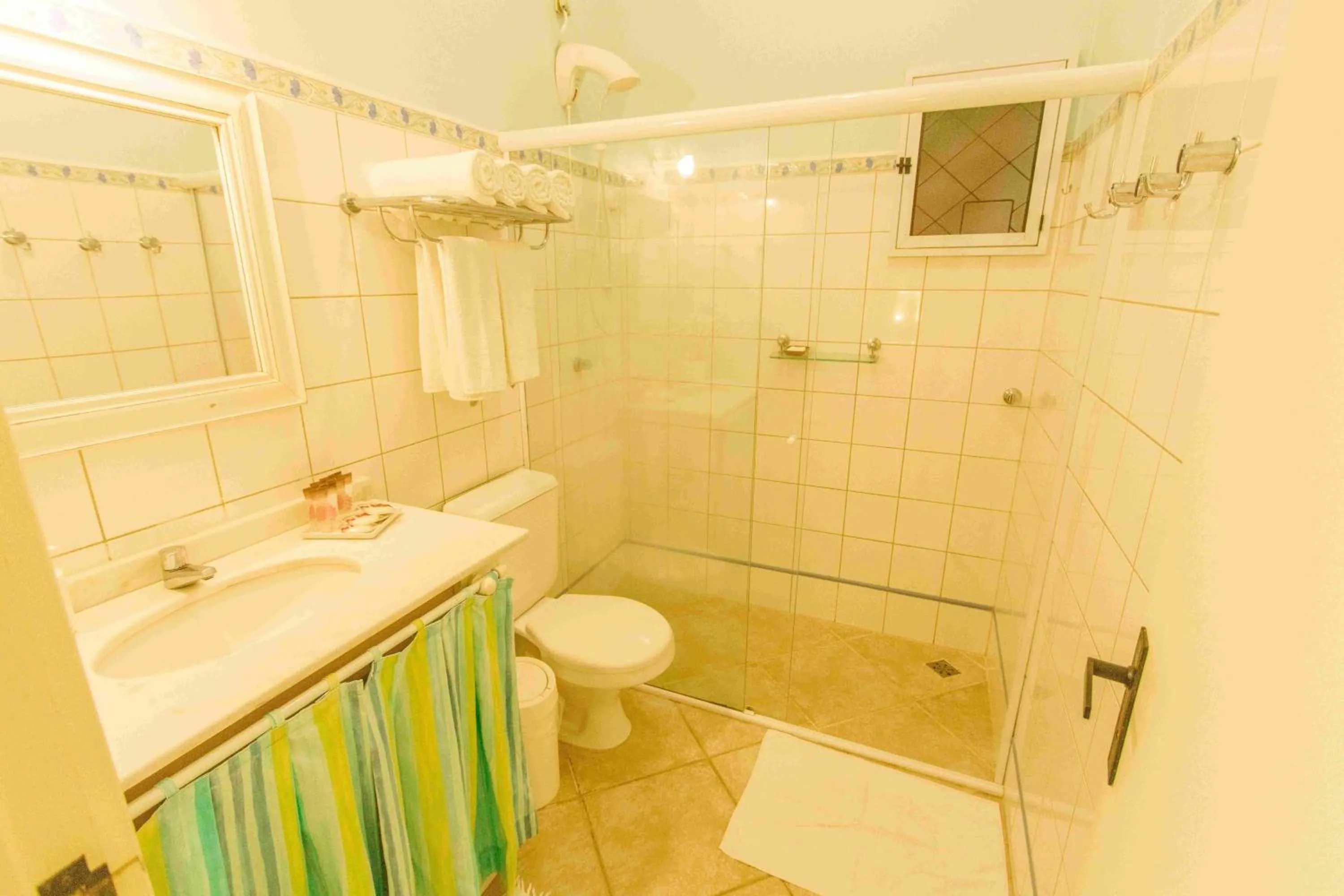 Shower in Pousada Vila do Bosque