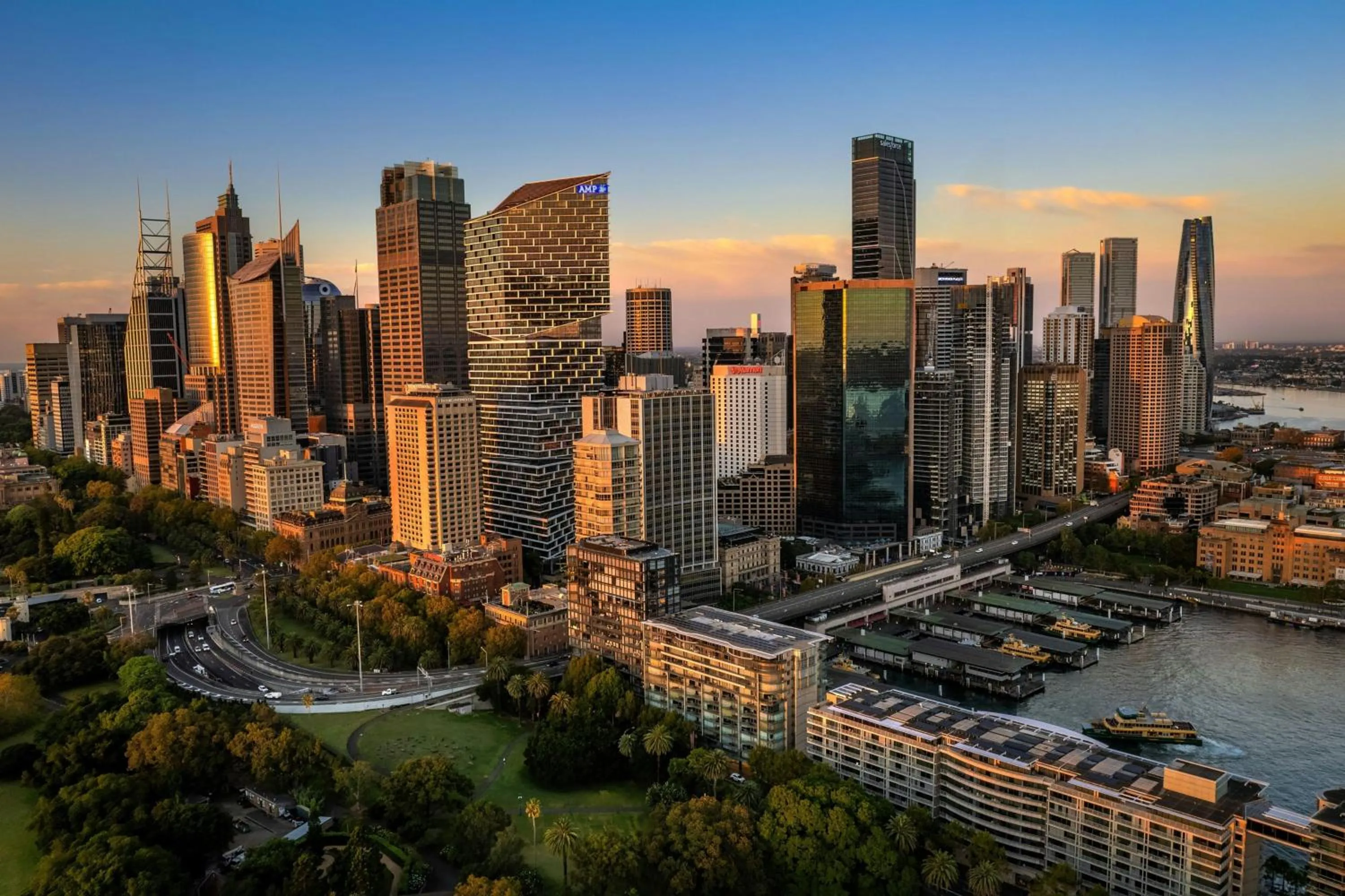 Property building in Sydney Harbour Marriott Hotel at Circular Quay