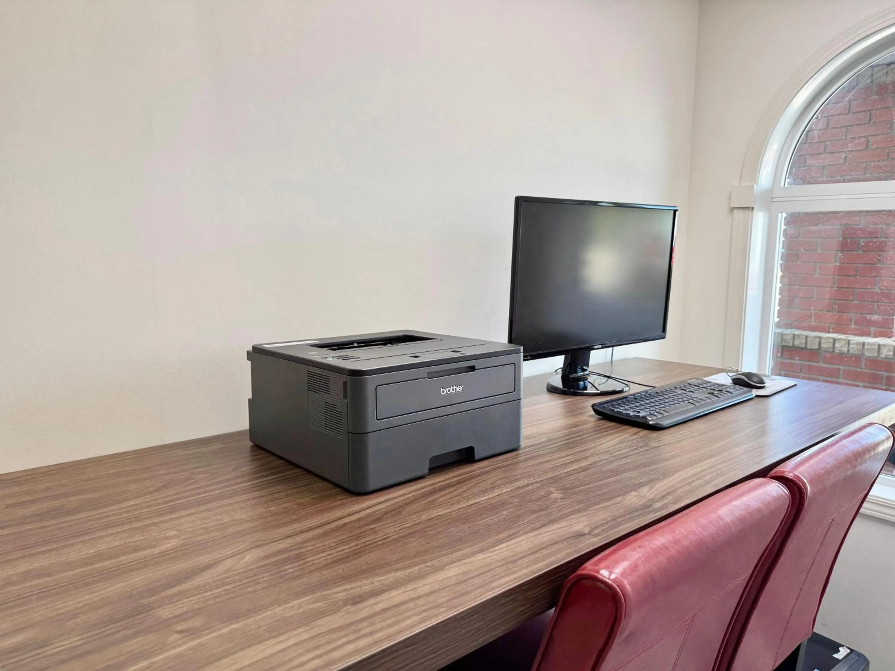 Business facilities in Super 8 by Wyndham High River AB