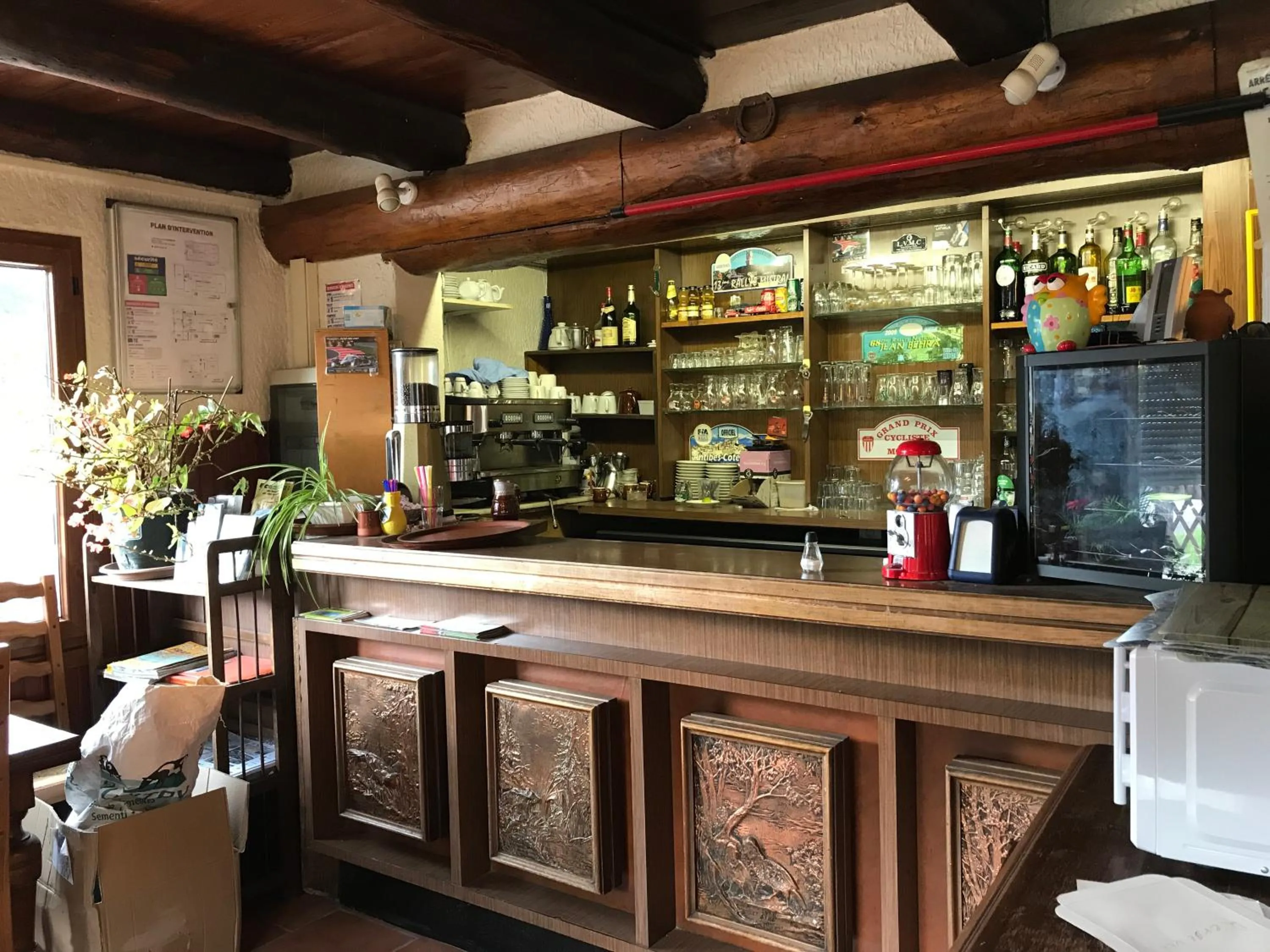 Lounge or bar in Le Ranch
