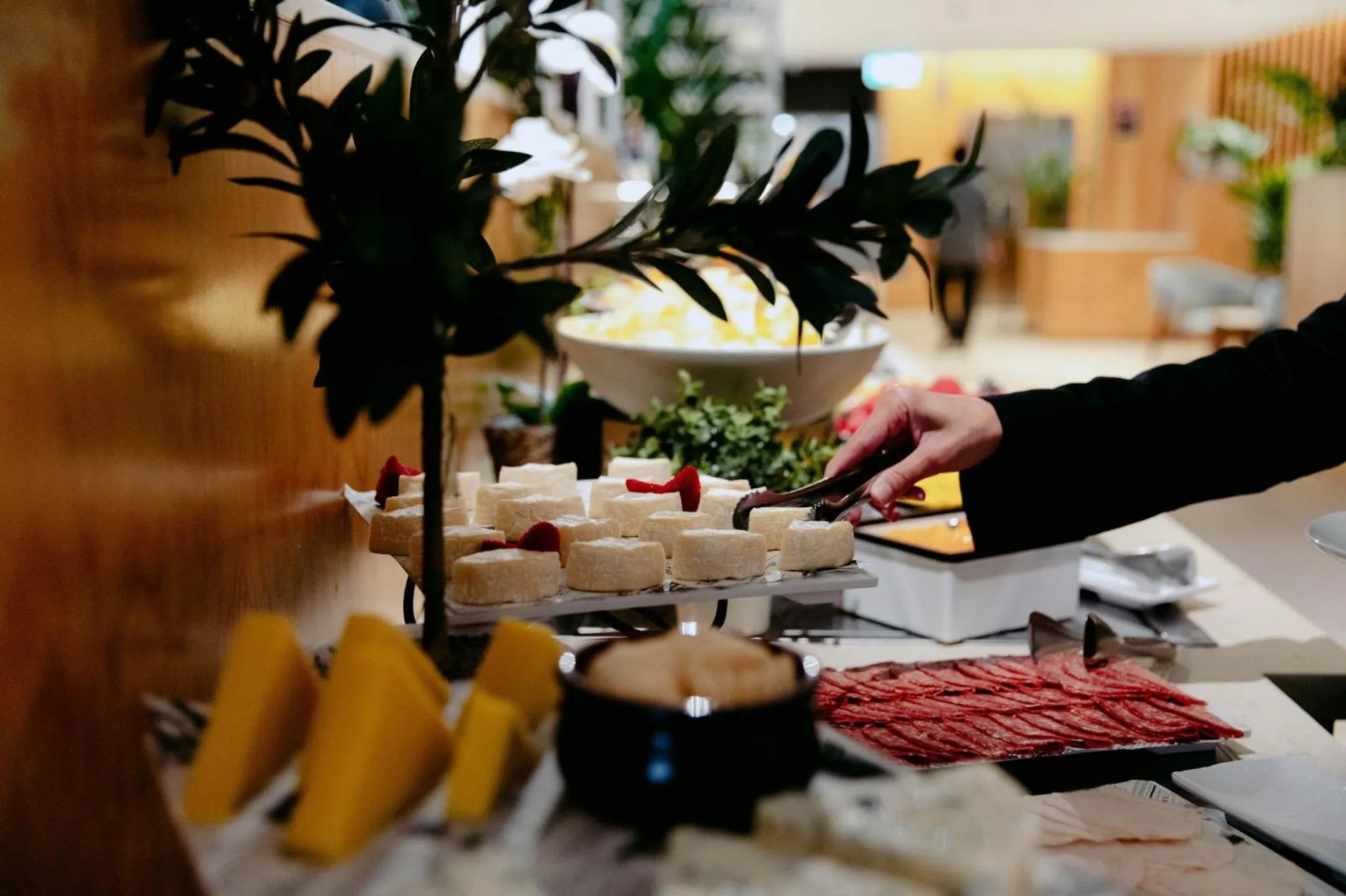 Breakfast in Crowne Plaza Sydney Macquarie Park by IHG