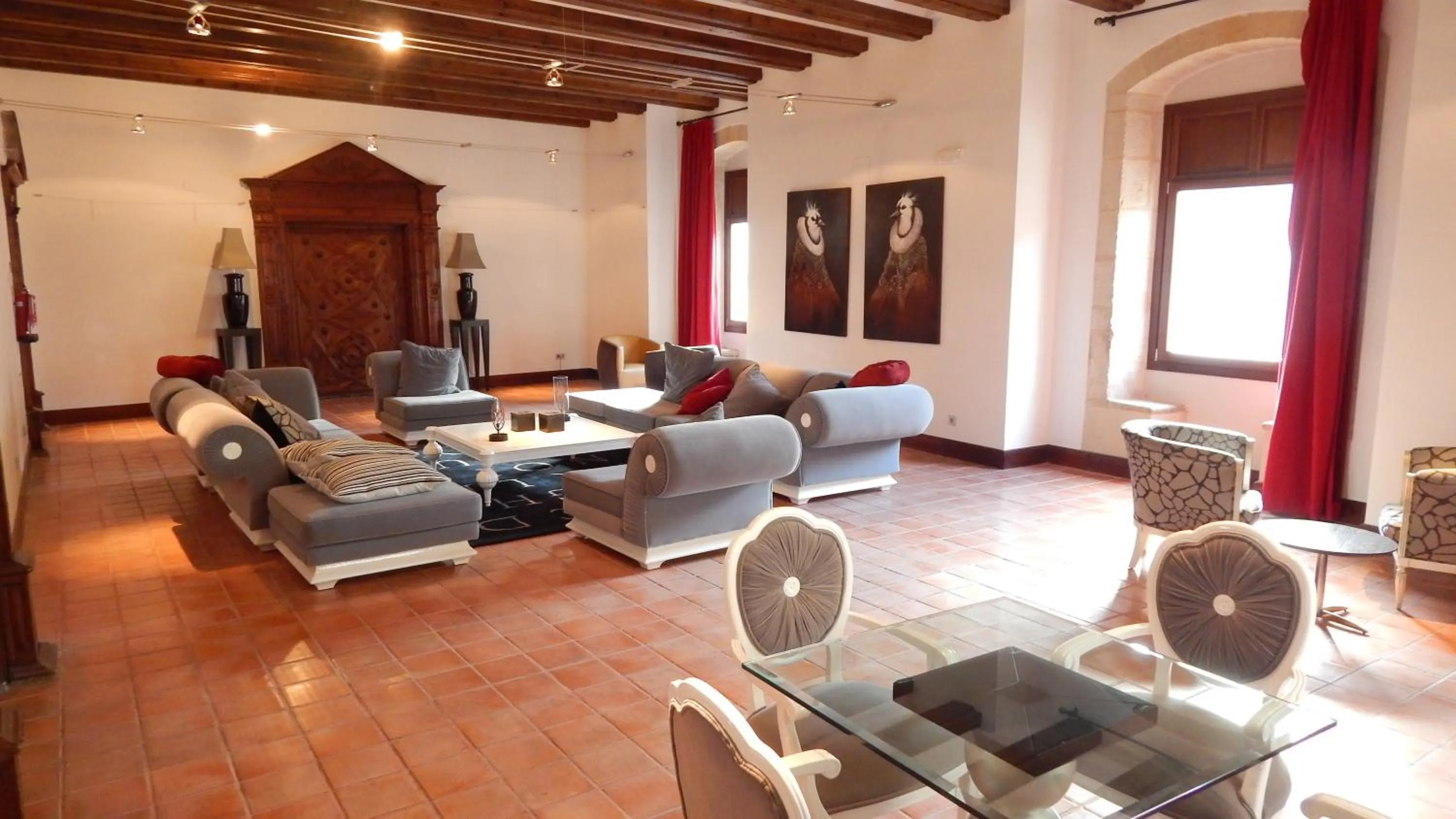 Lounge or bar in Hotel Palau dels Osset