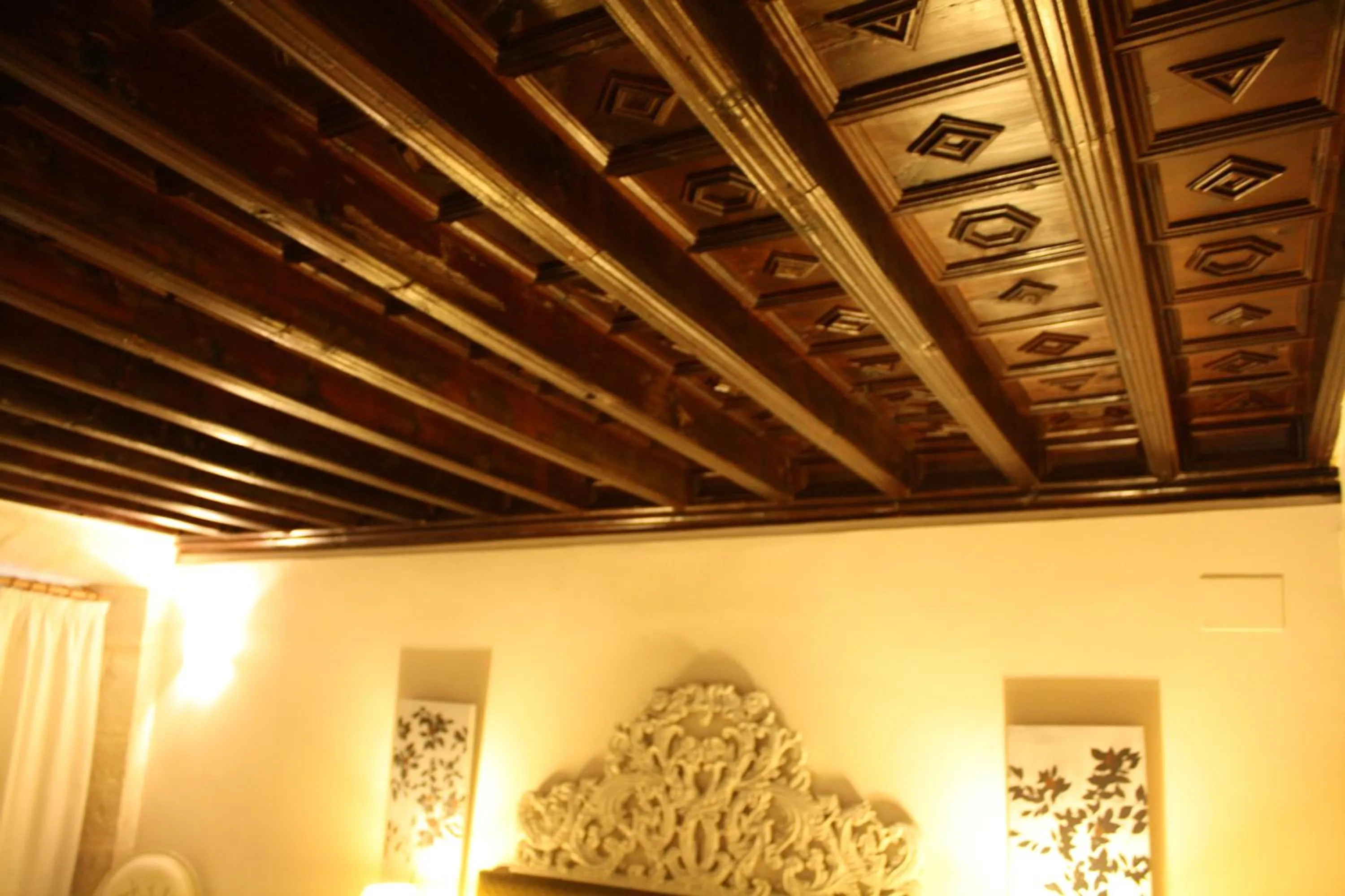 Bedroom in Hotel Palau dels Osset