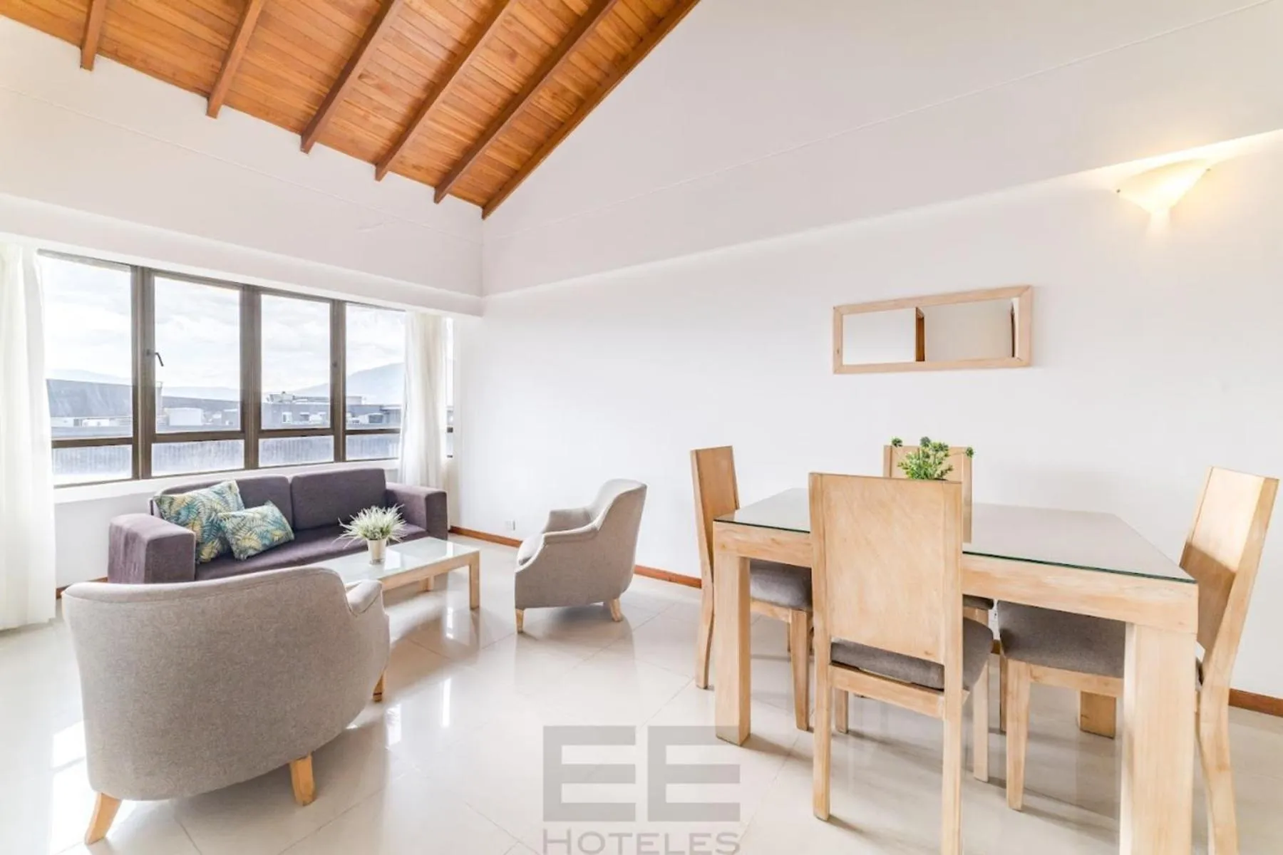 Living room in Portal del Rodeo ApartaHotel - Arkadia Mall