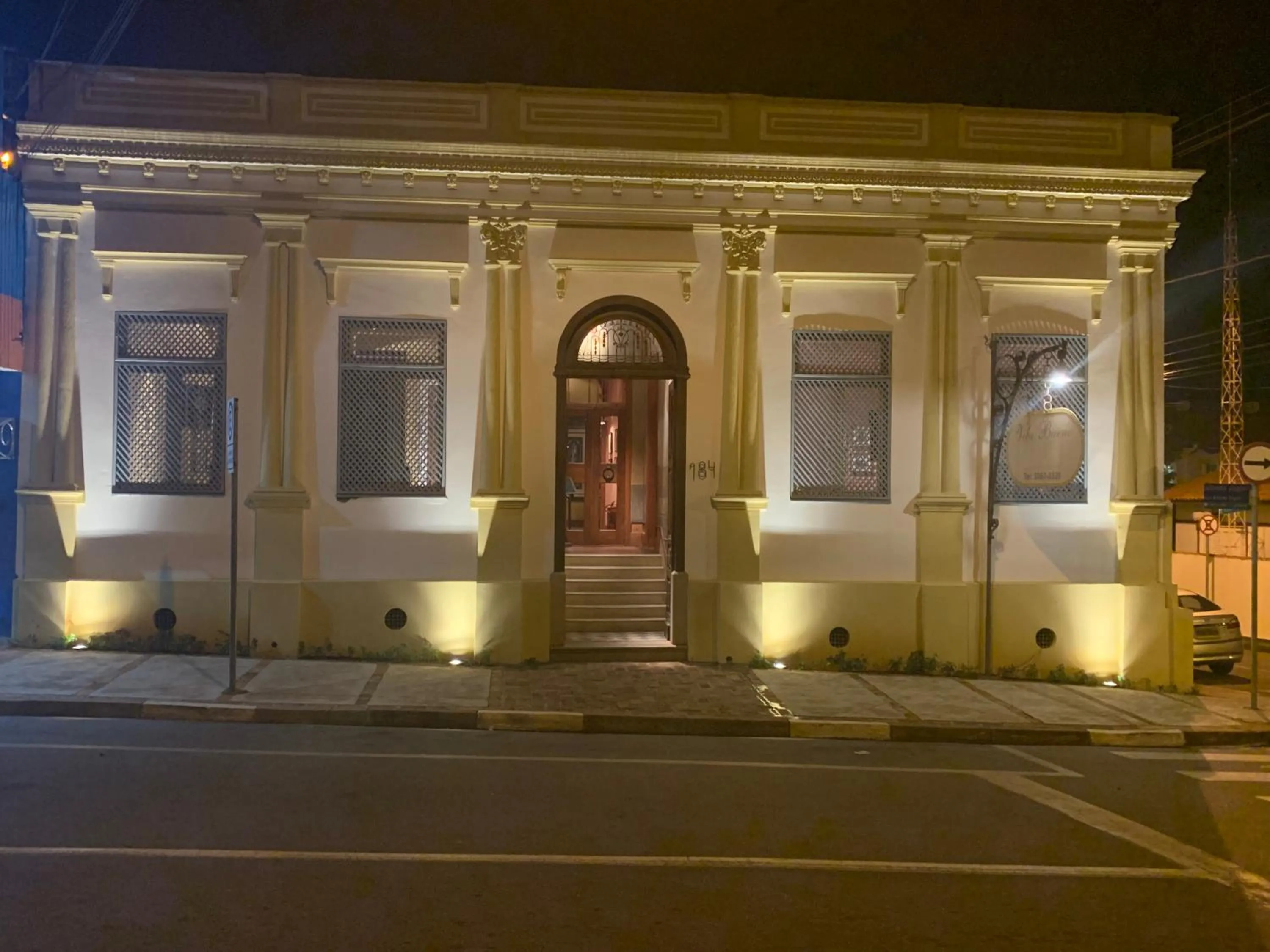 Vila Bueno Residence