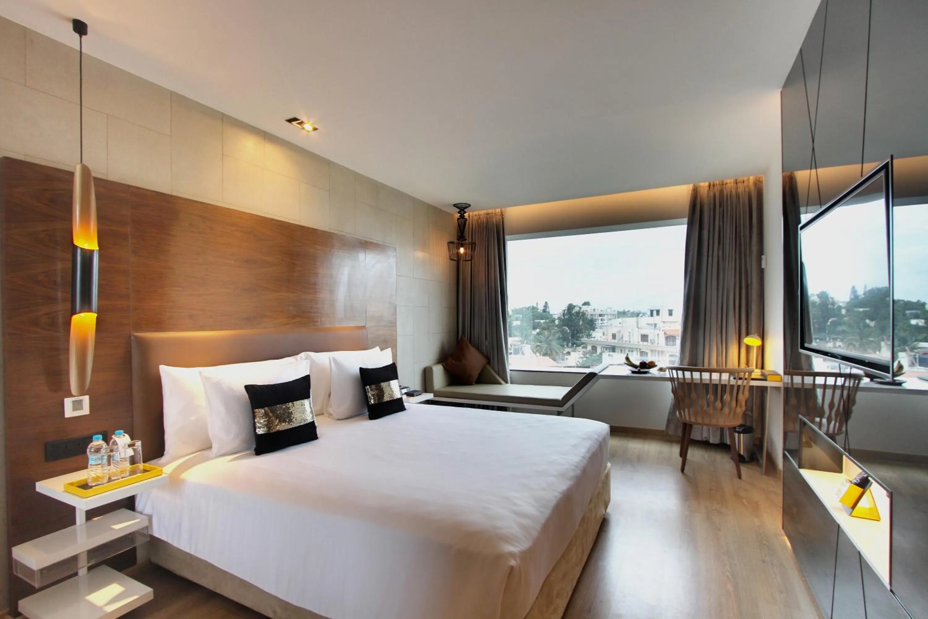 Bedroom, Bed in Radisson Bengaluru City Center