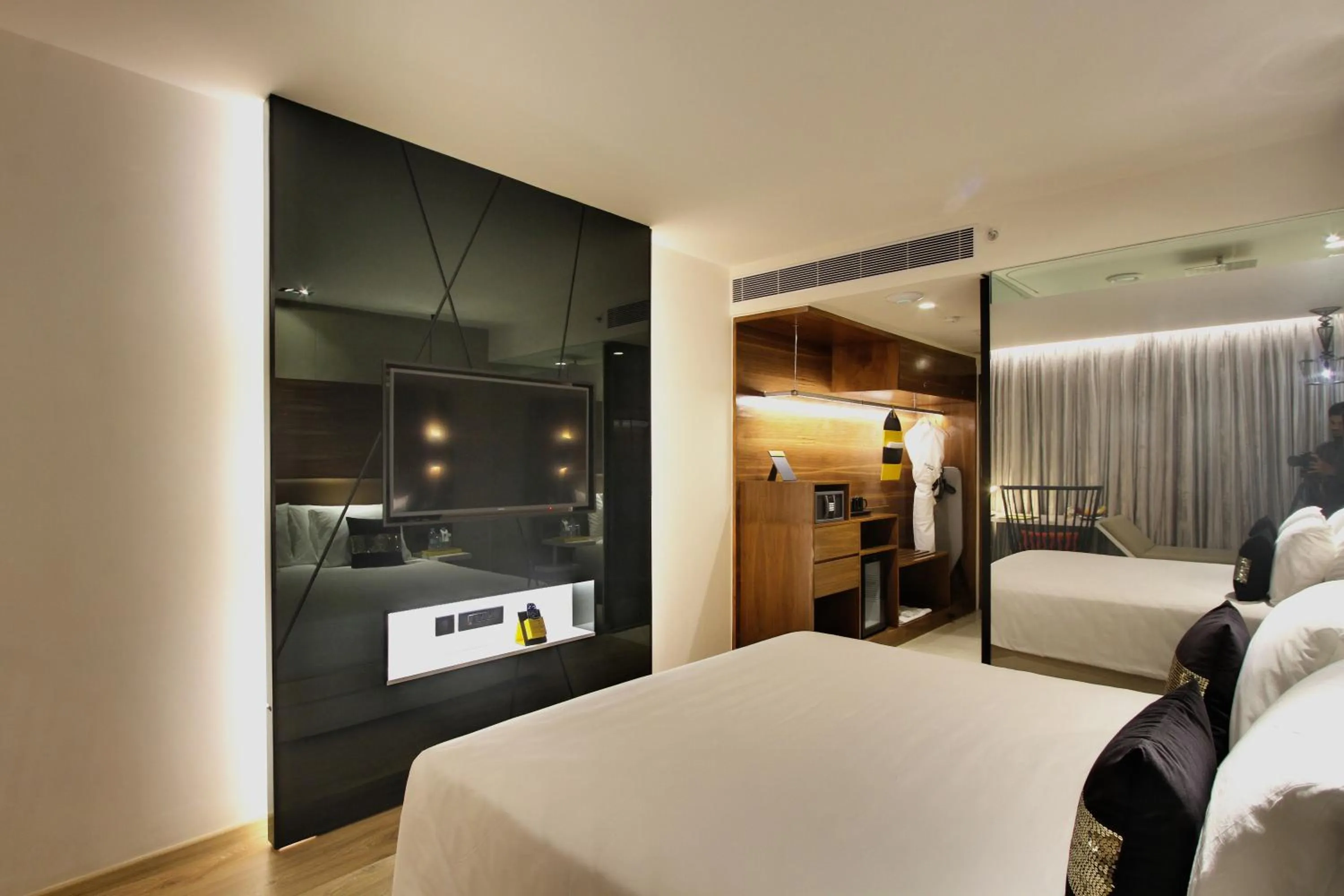 Bedroom, Bed in Radisson Bengaluru City Center