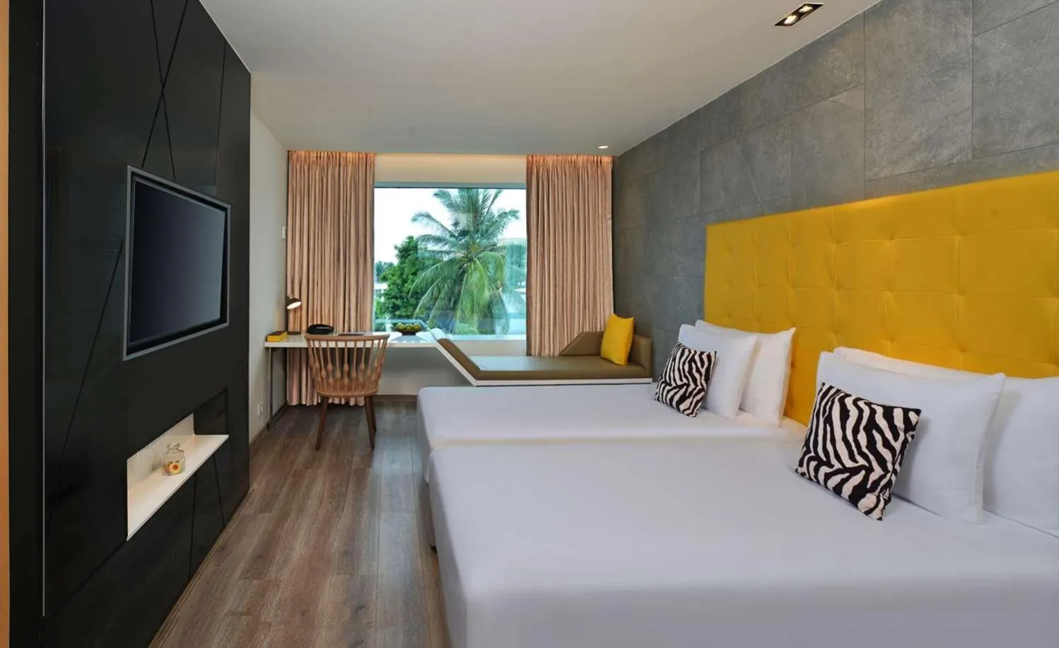 Bedroom, Bed in Radisson Bengaluru City Center