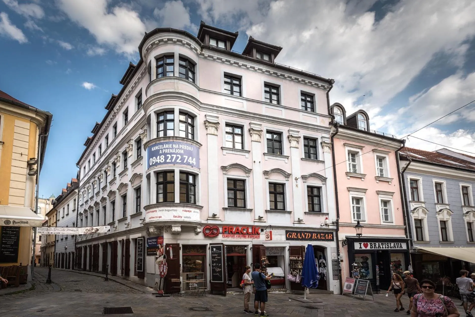 Property building in Apart-Hostel ZERO