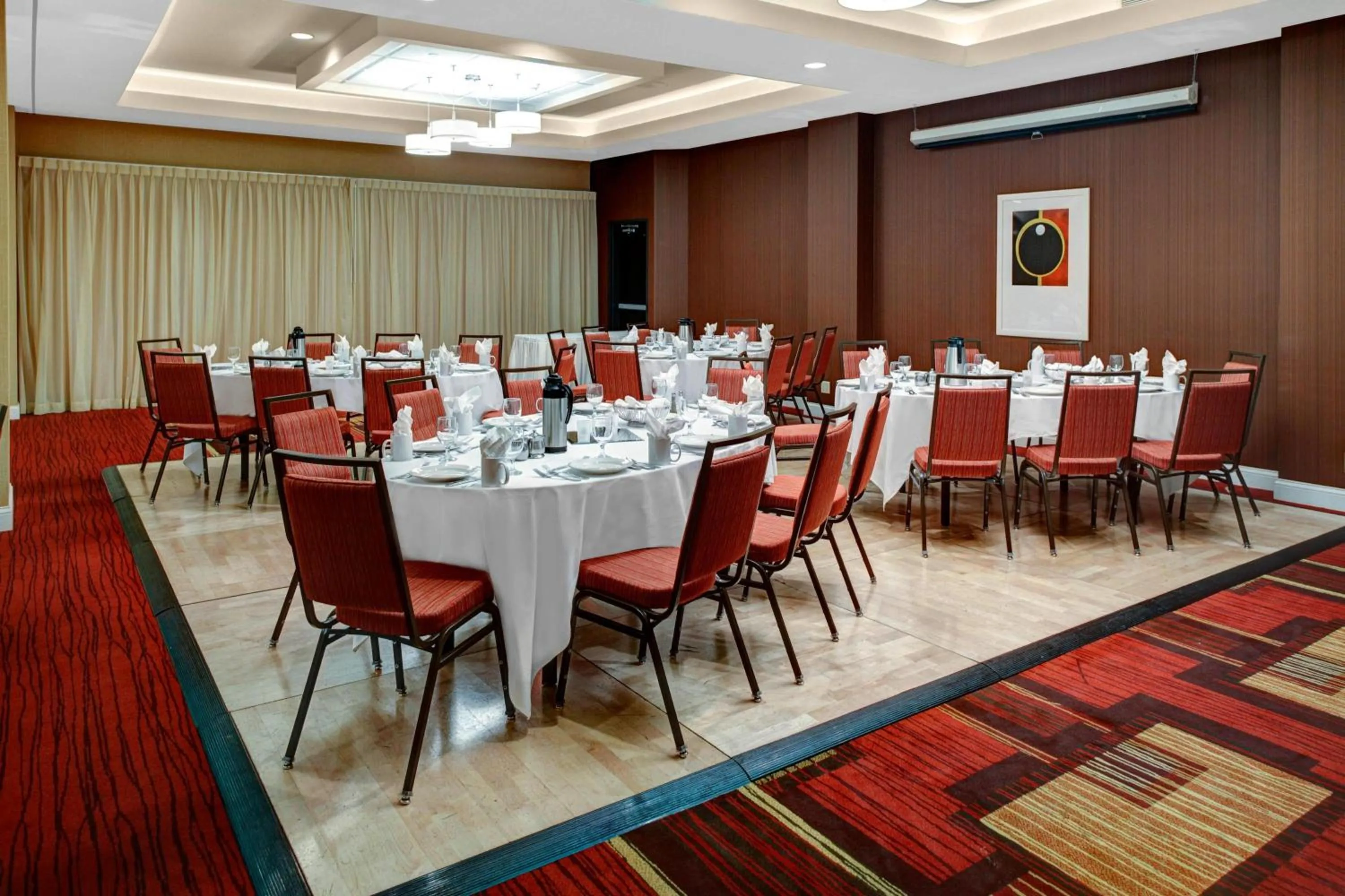 Meeting/conference room in Courtyard by Marriott St. Cloud