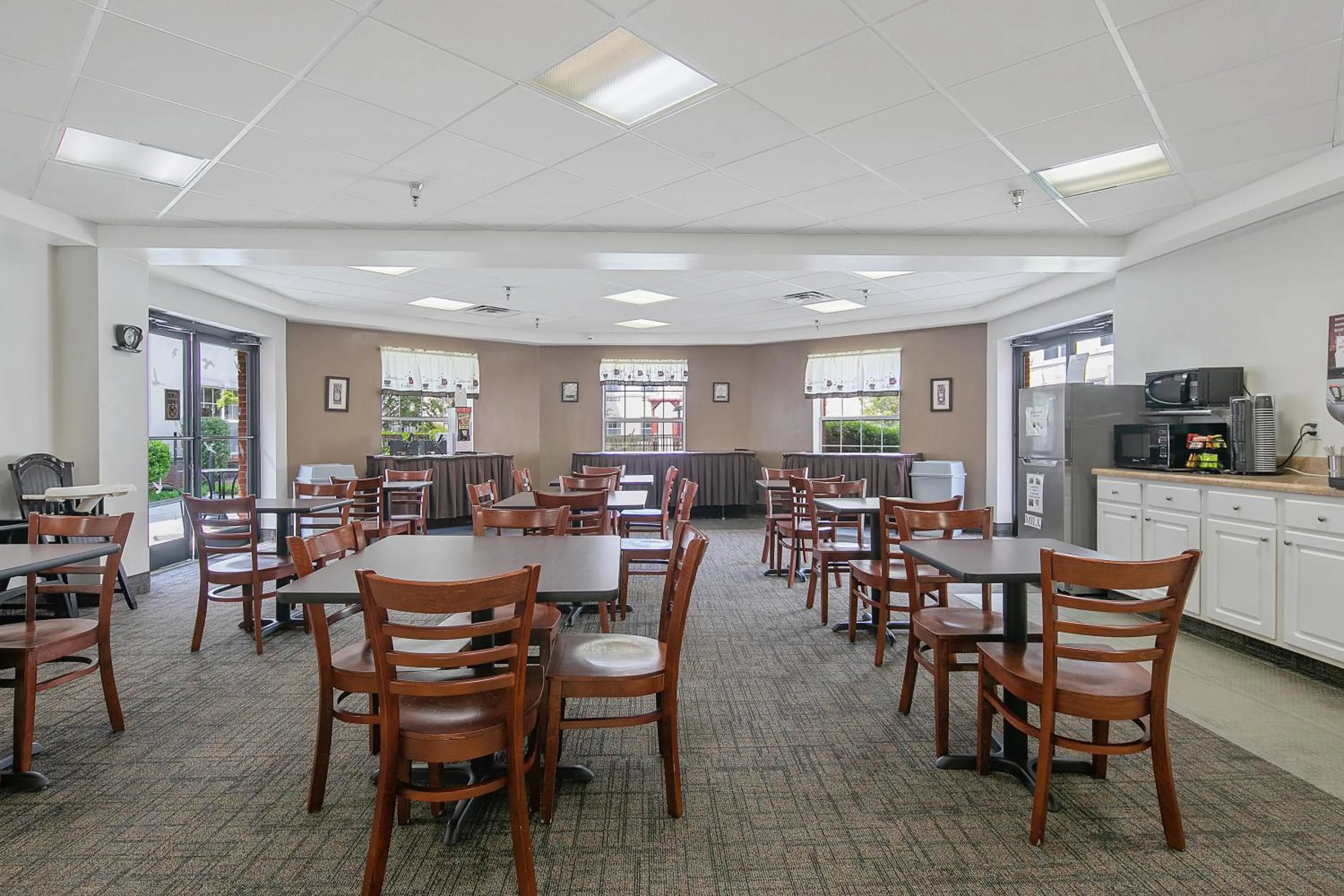 Breakfast in The Landmark Inn