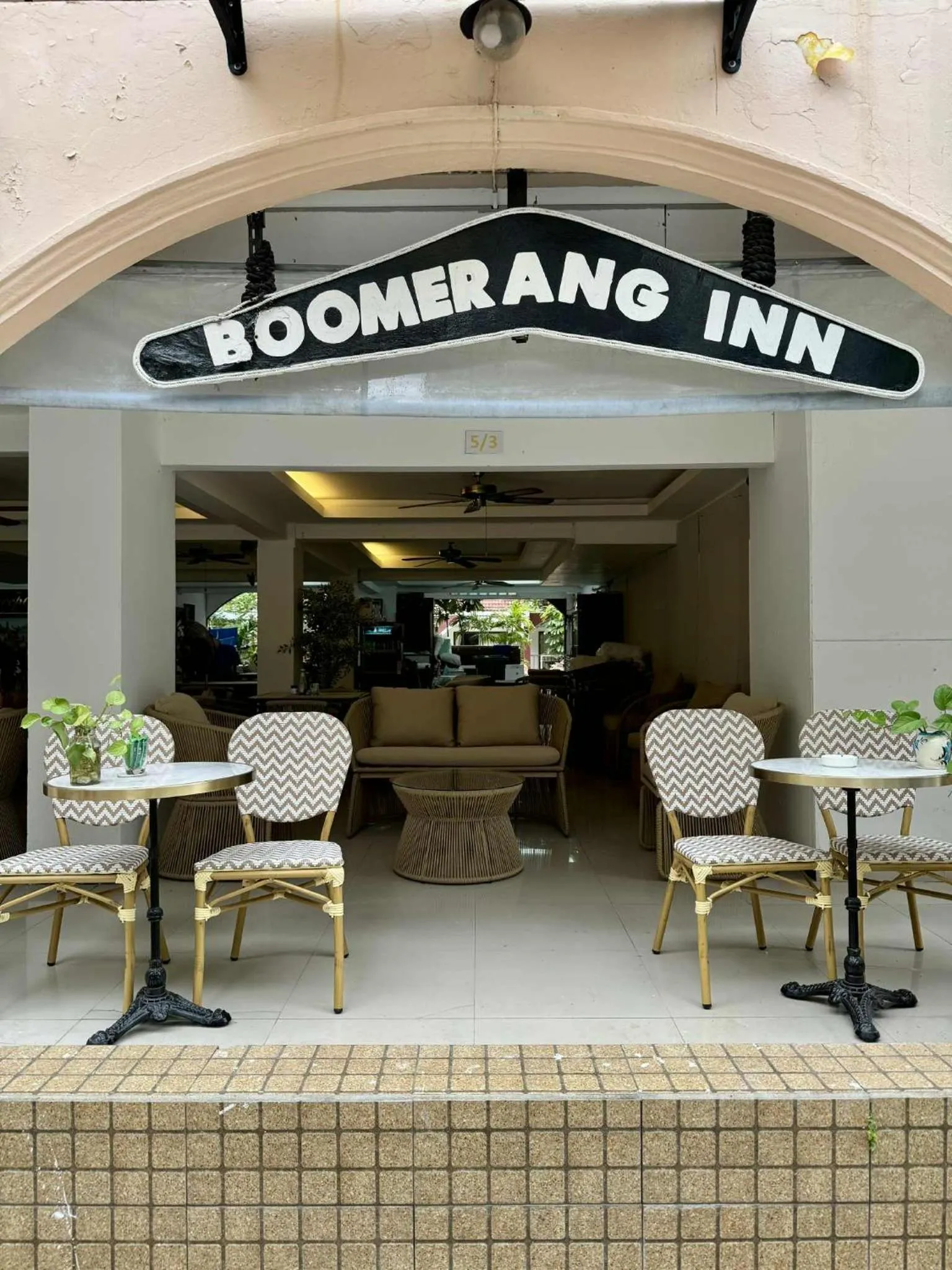 Property building in Boomerang Inn