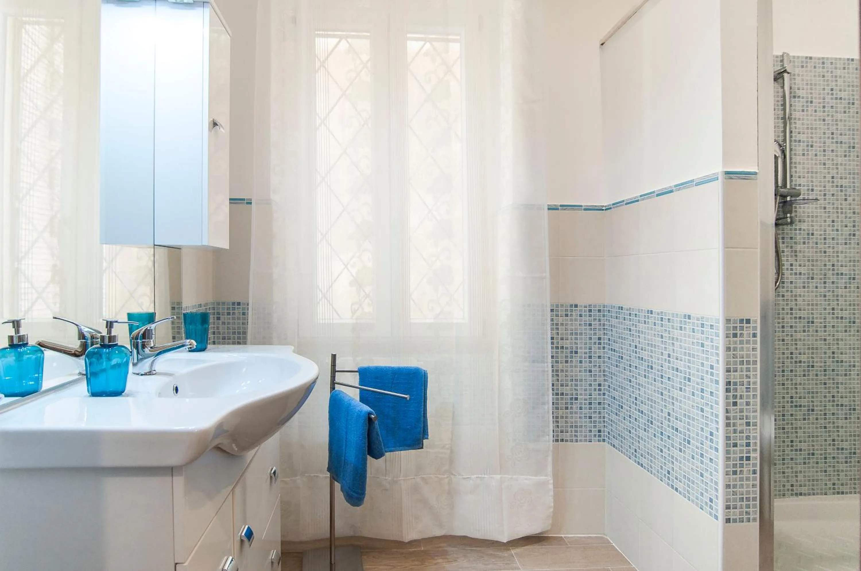 Shower in Casa di Nora