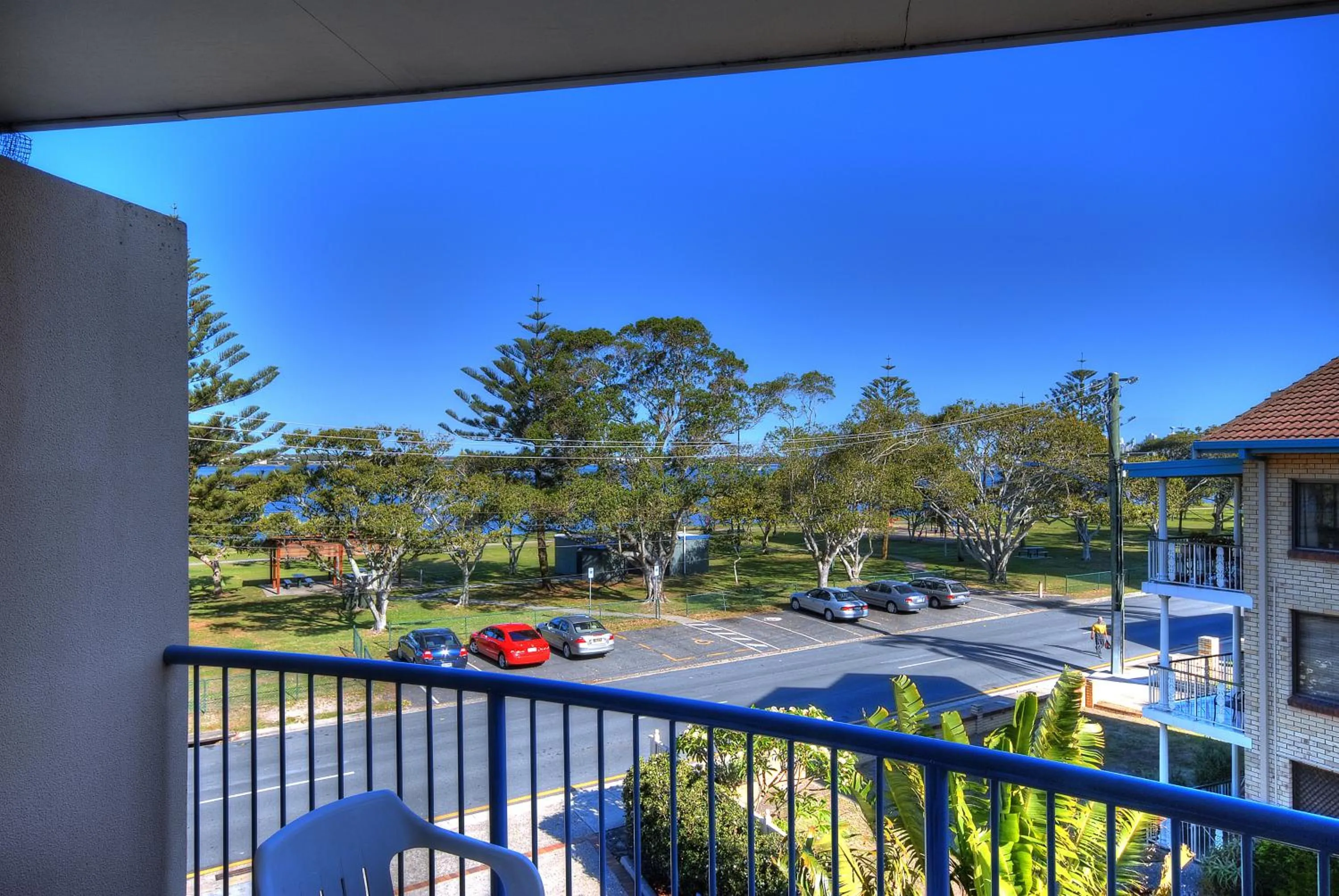 Day in Blue Waters Apartments