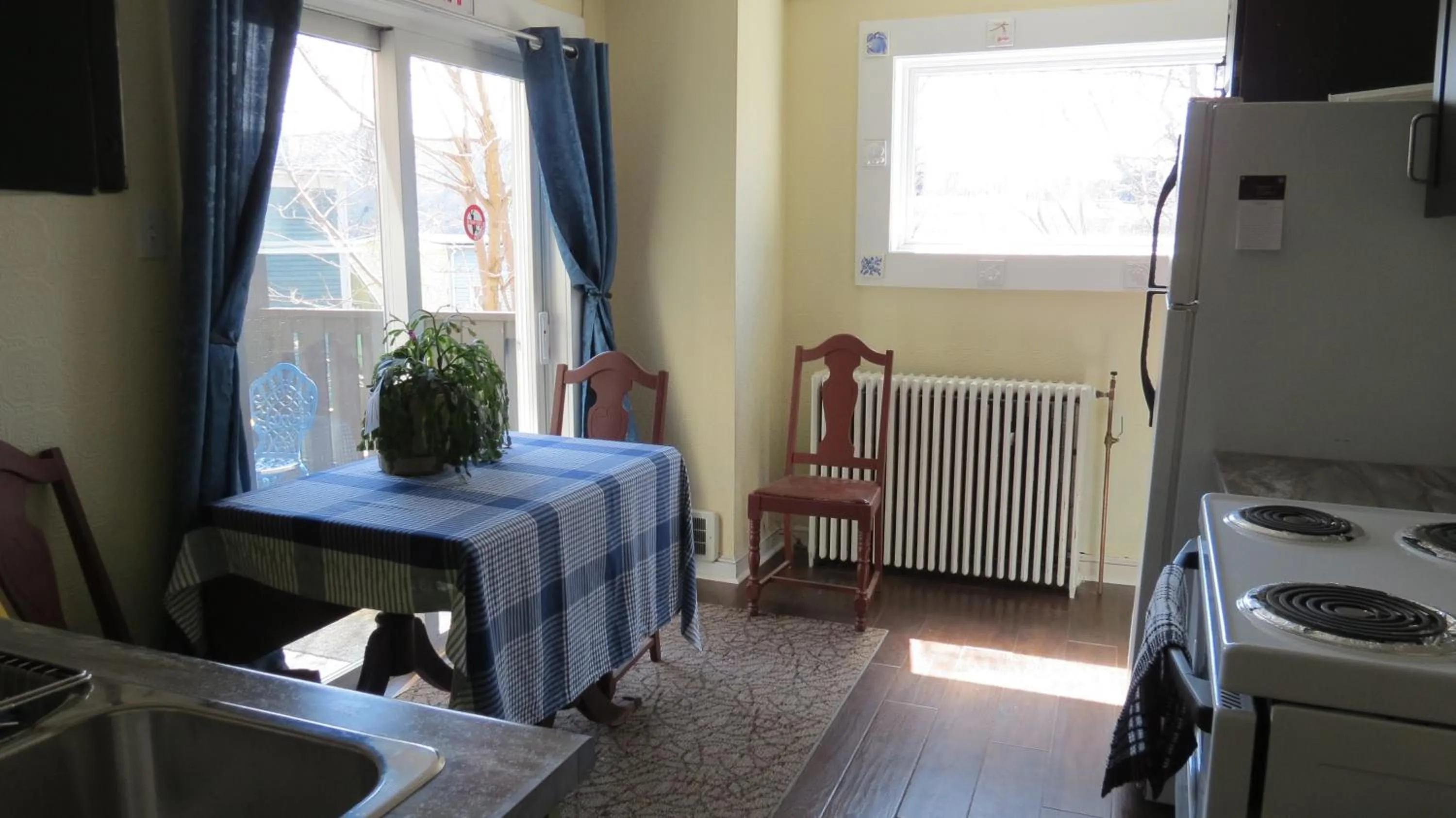 The Roses Heritage Inn