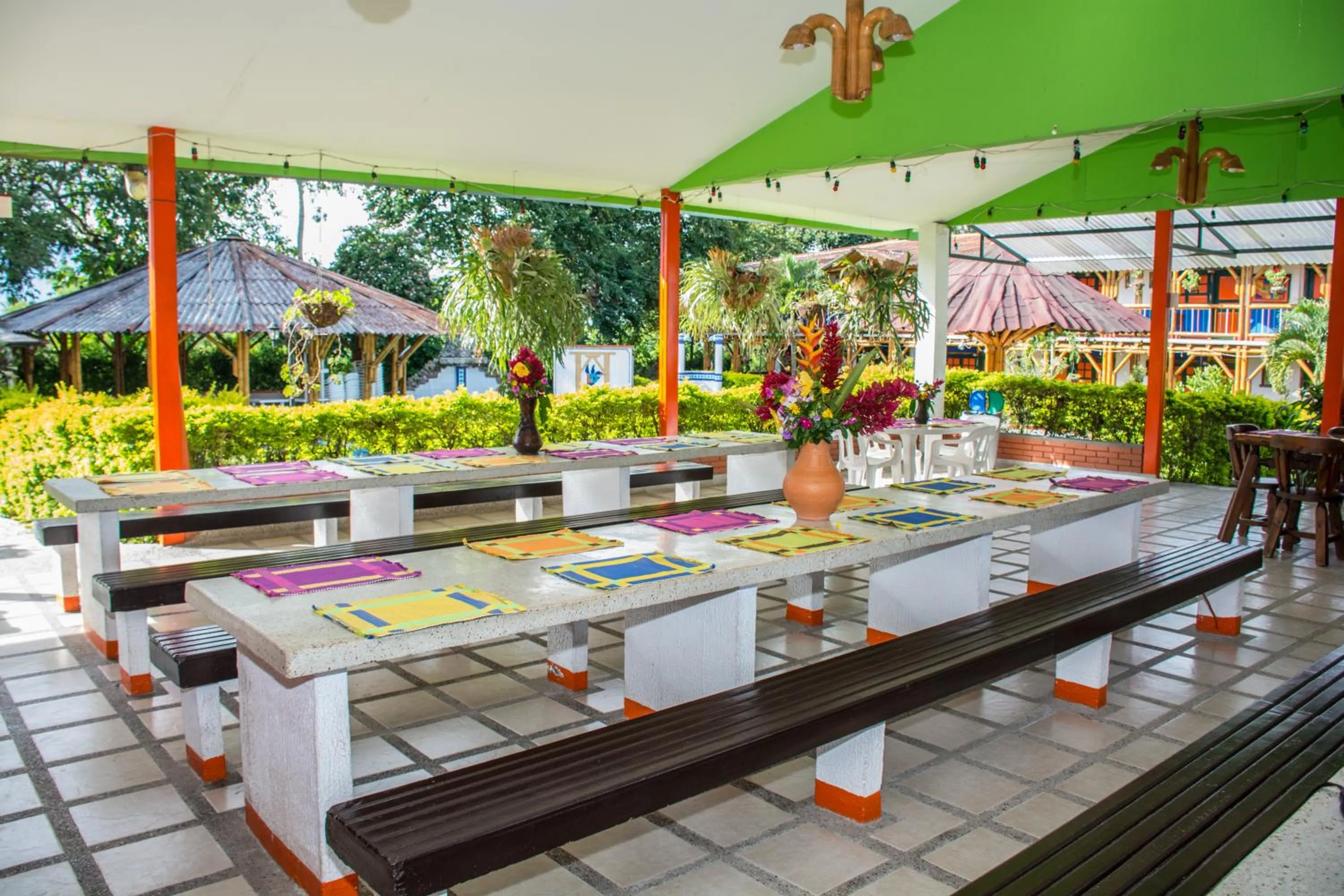 Restaurant/places to eat in Finca Hotel La Dulcera