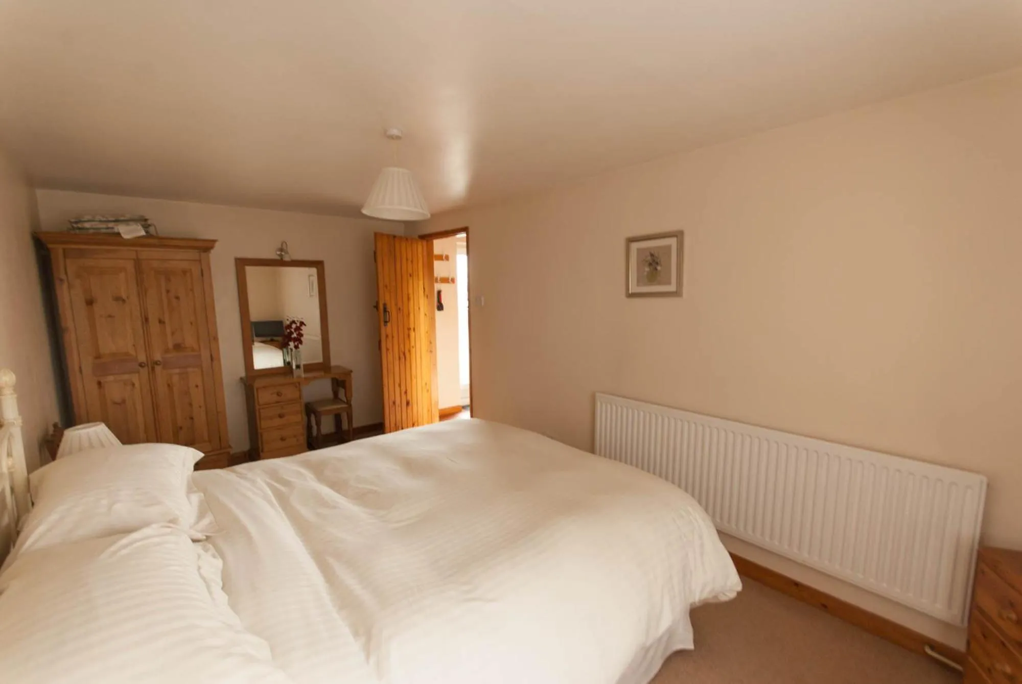 Bedroom, Bed in Greyfield Farm Cottages