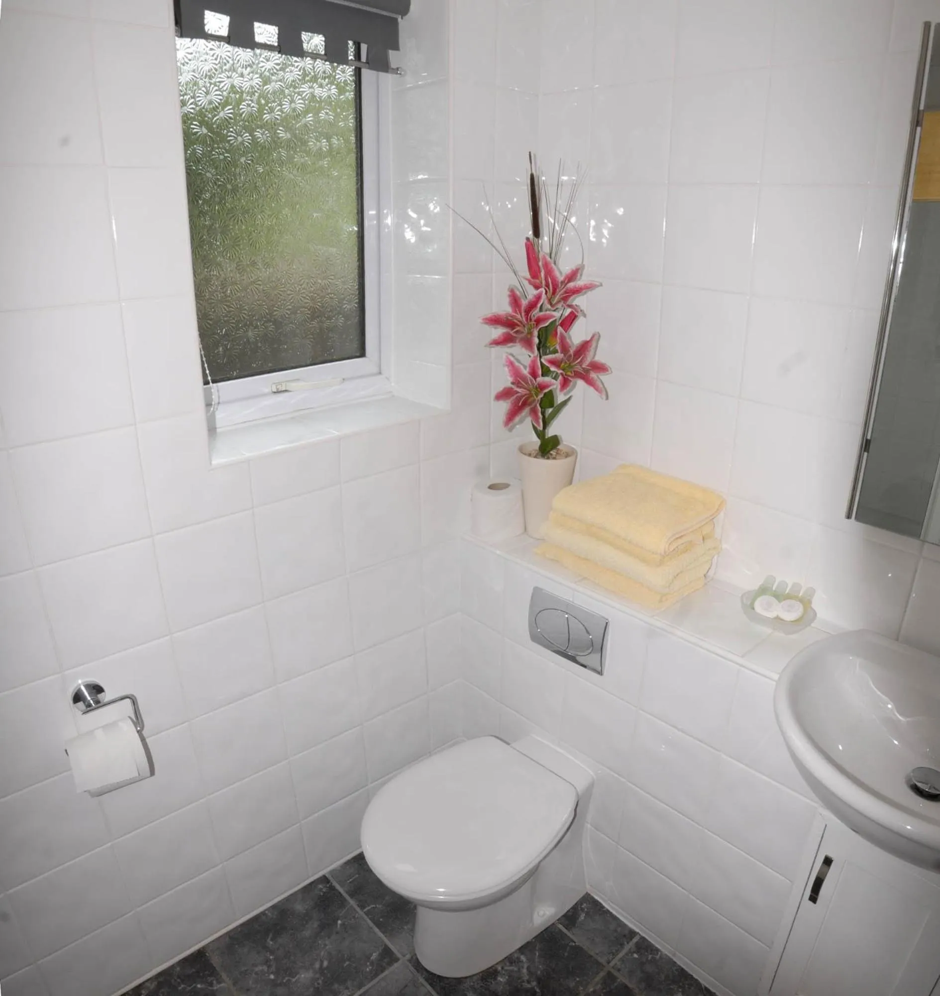Bathroom in Greyfield Farm Cottages