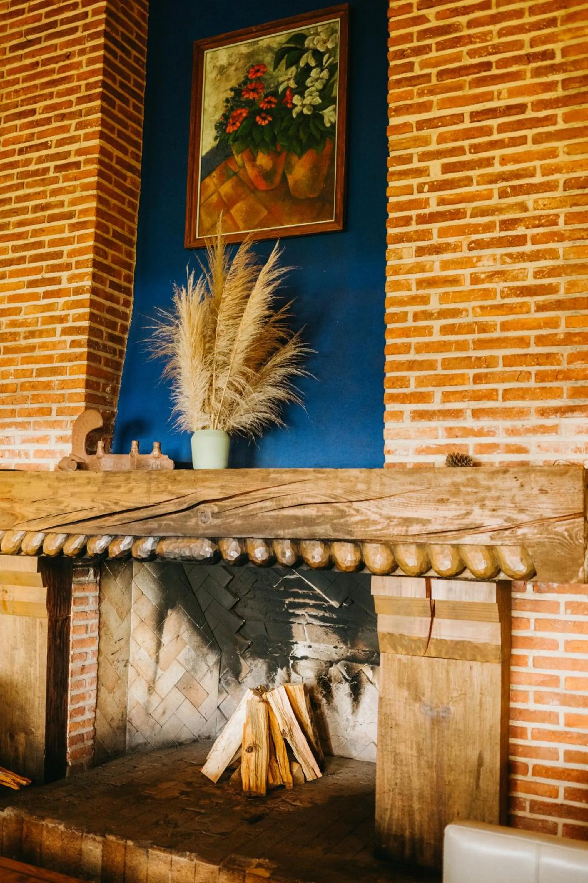 fireplace in Tapalpa Country Club Hotel