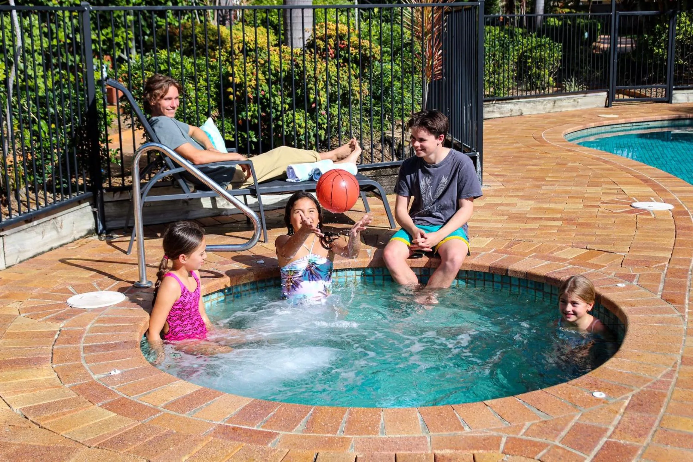 Swimming pool in Montana Palms Resort