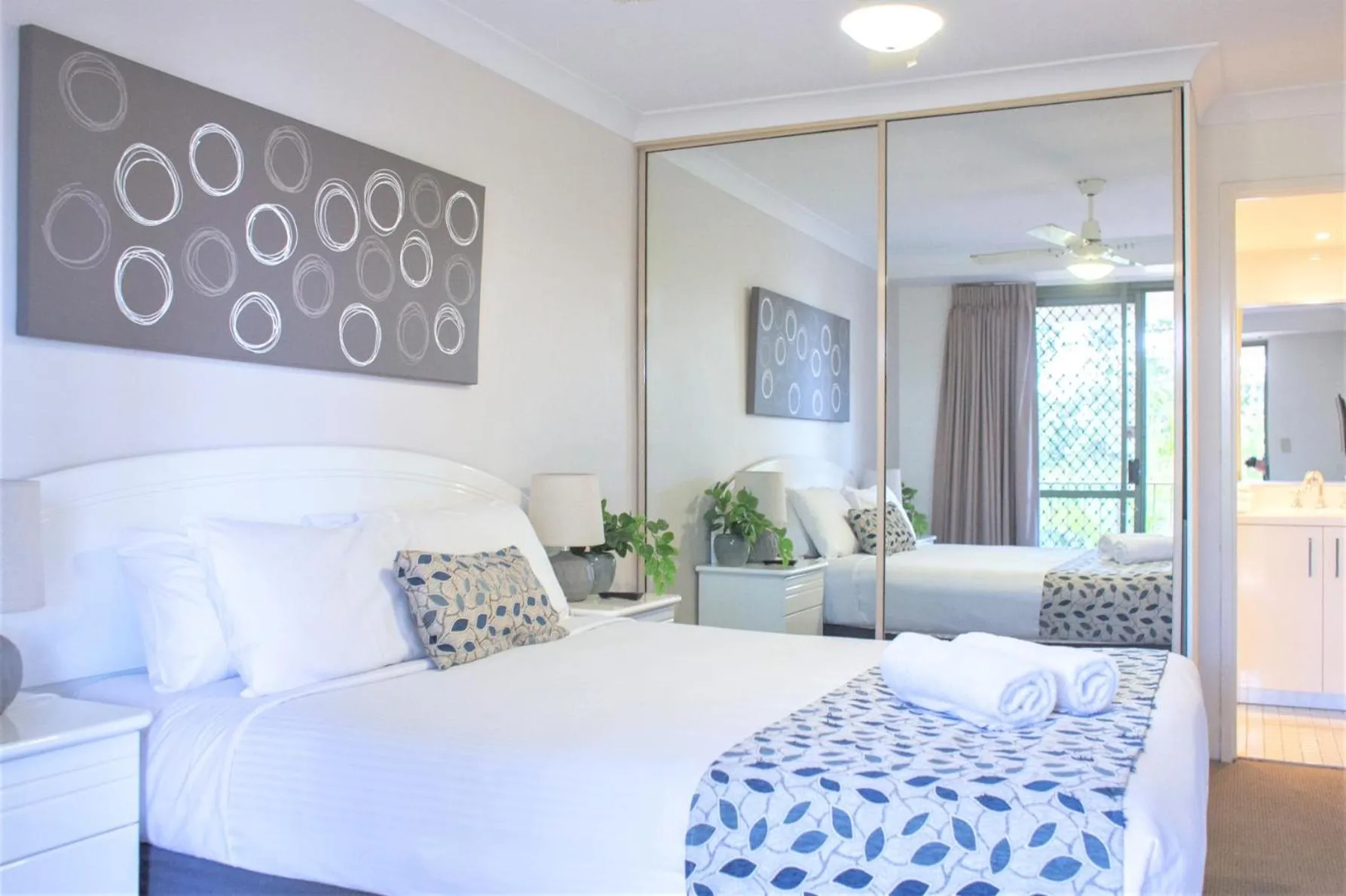 Bedroom, Bed in Montana Palms Resort