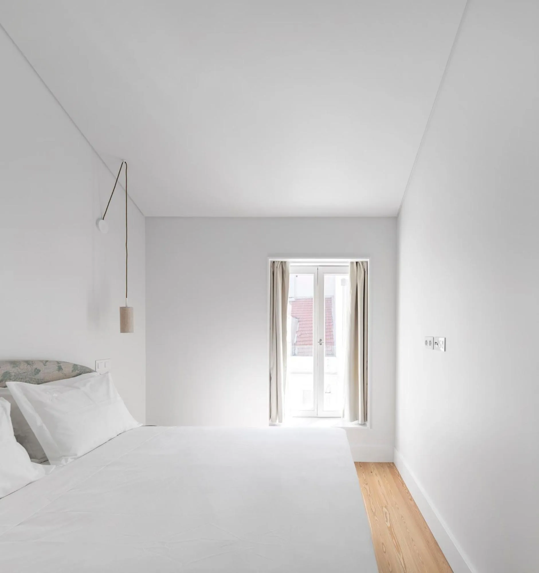 Bedroom, Bed in Lisbon Serviced Apartments - Benformoso