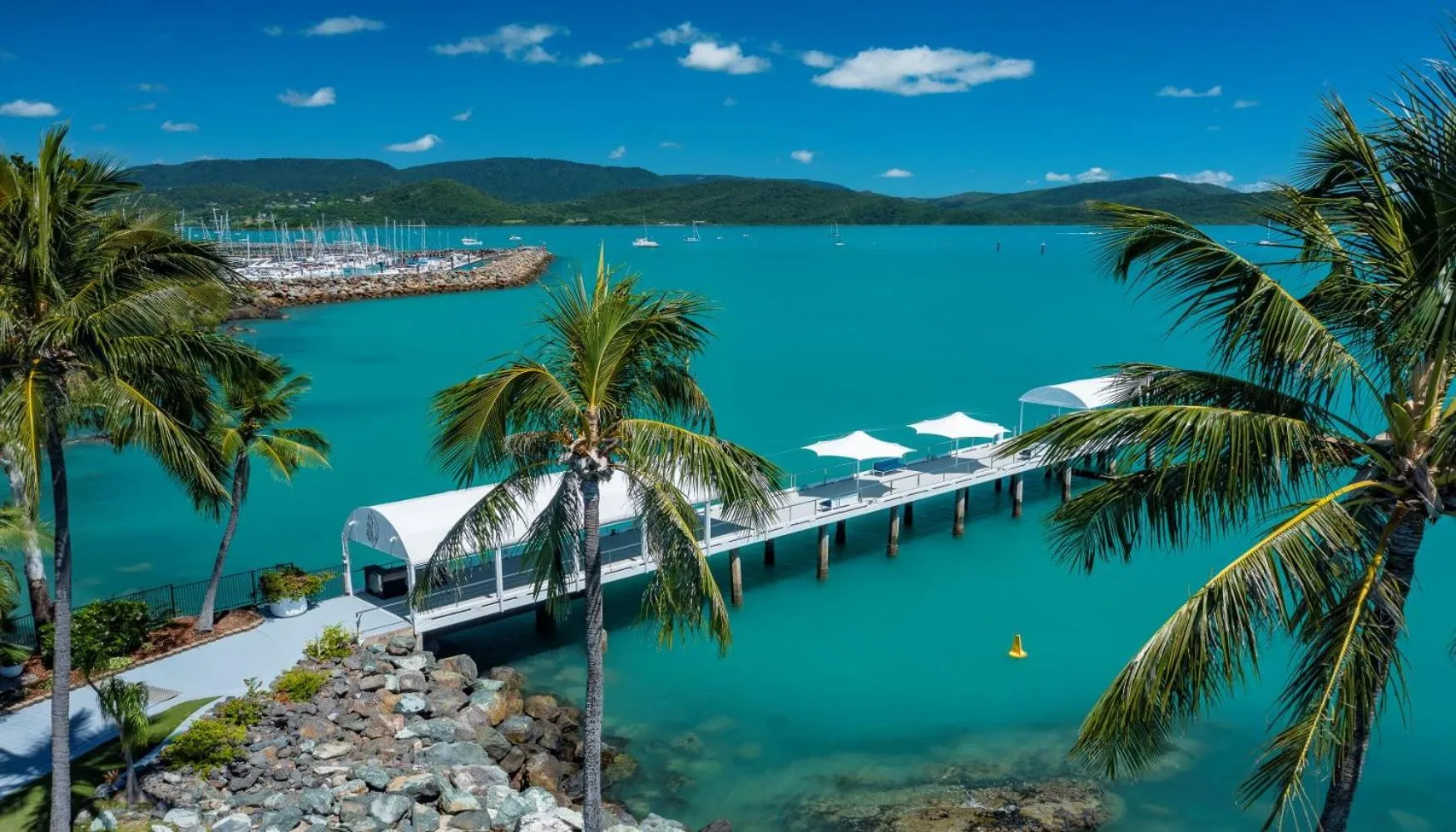 Day in Coral Sea Resort