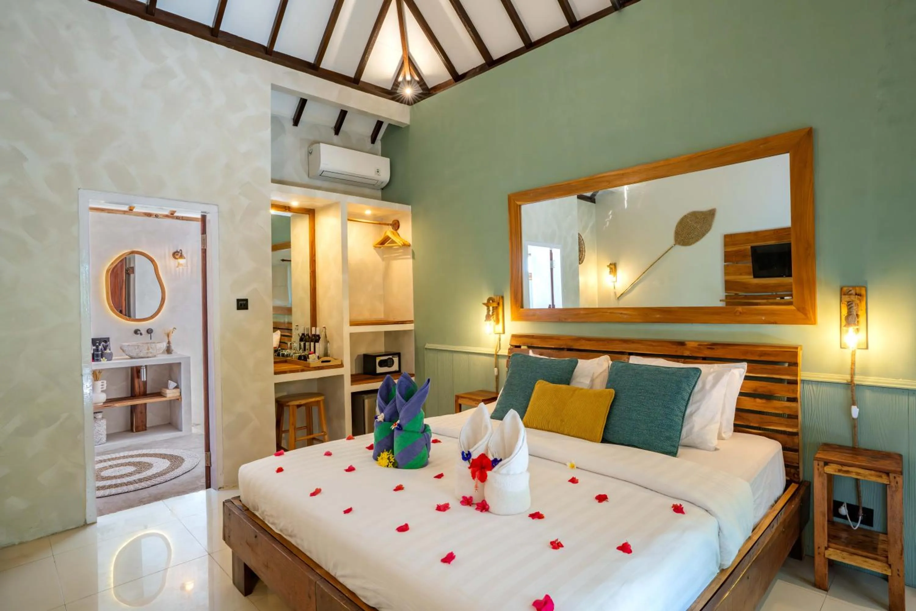 Bedroom, Bed in Bale Sampan Boutique Bungalows