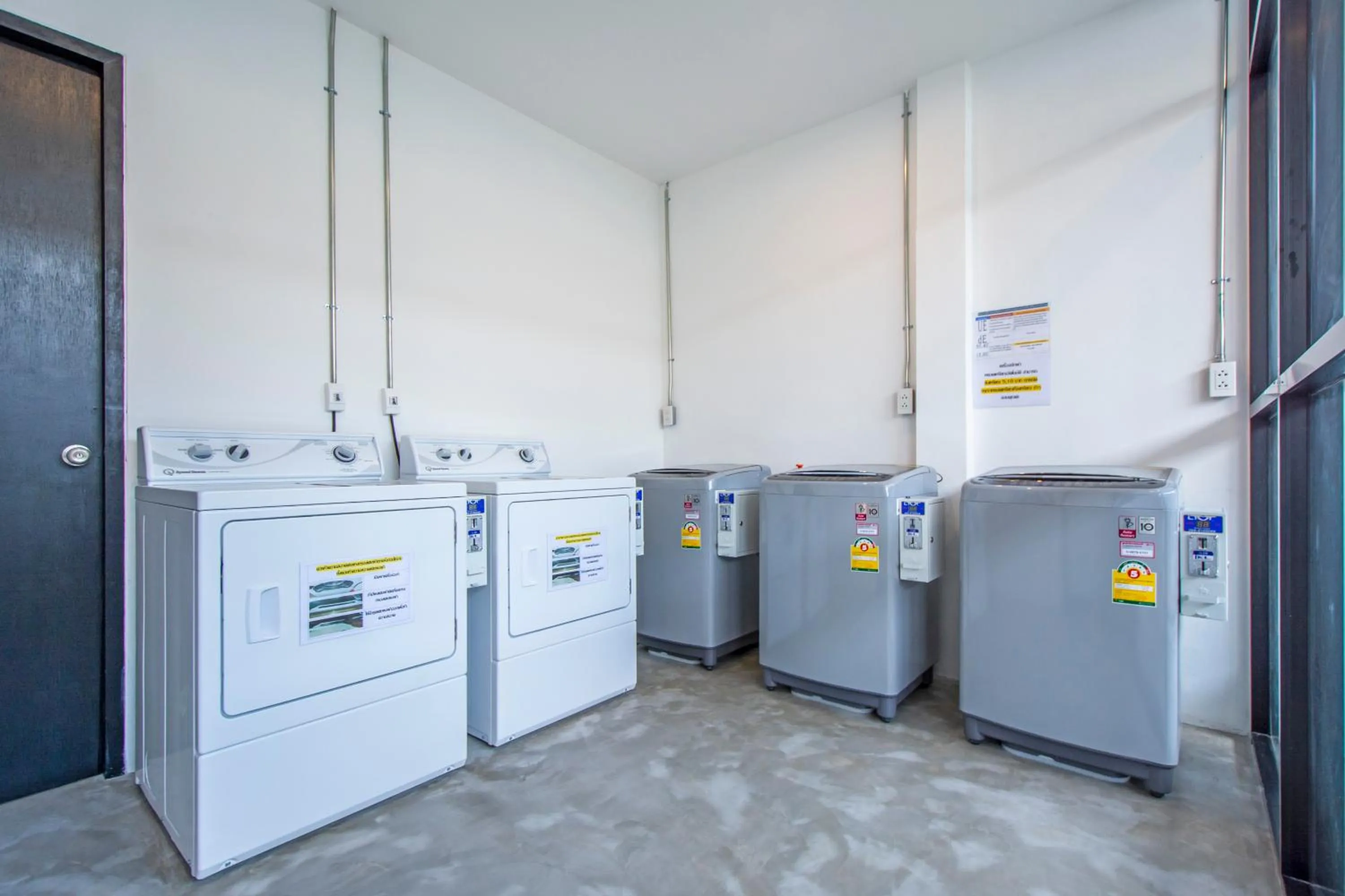 washing machine in Lost Inn BKK