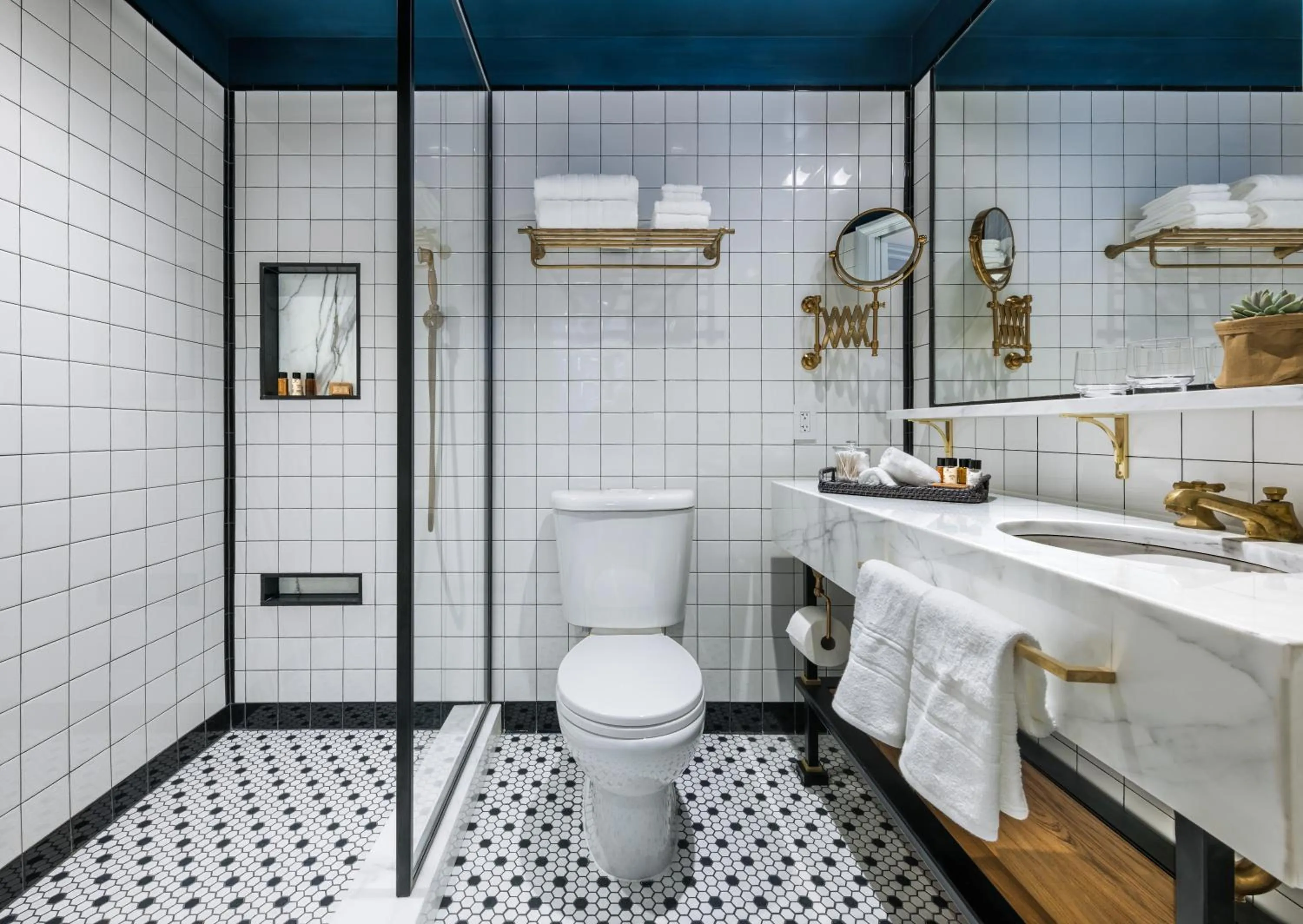 Bathroom in Merrion Row Hotel and Public House