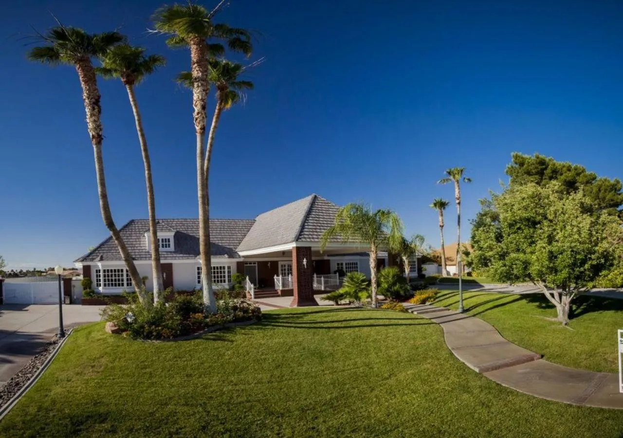 Villa Carota - 6 bedrooms and a Casitas